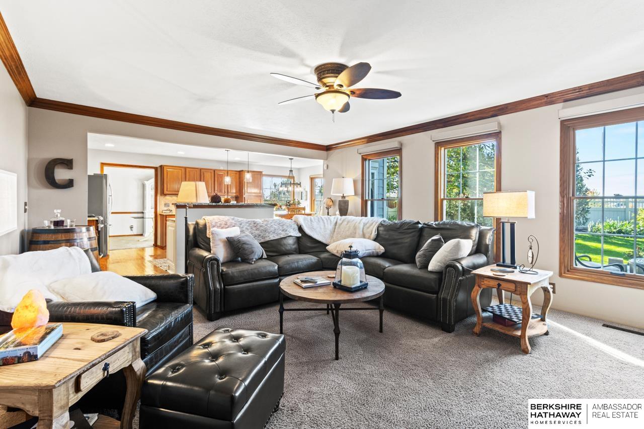 Omaha, Nebraska 68116, United States, 4 Bedrooms Bedrooms, ,2 BathroomsBathrooms,Residential,Active,232559