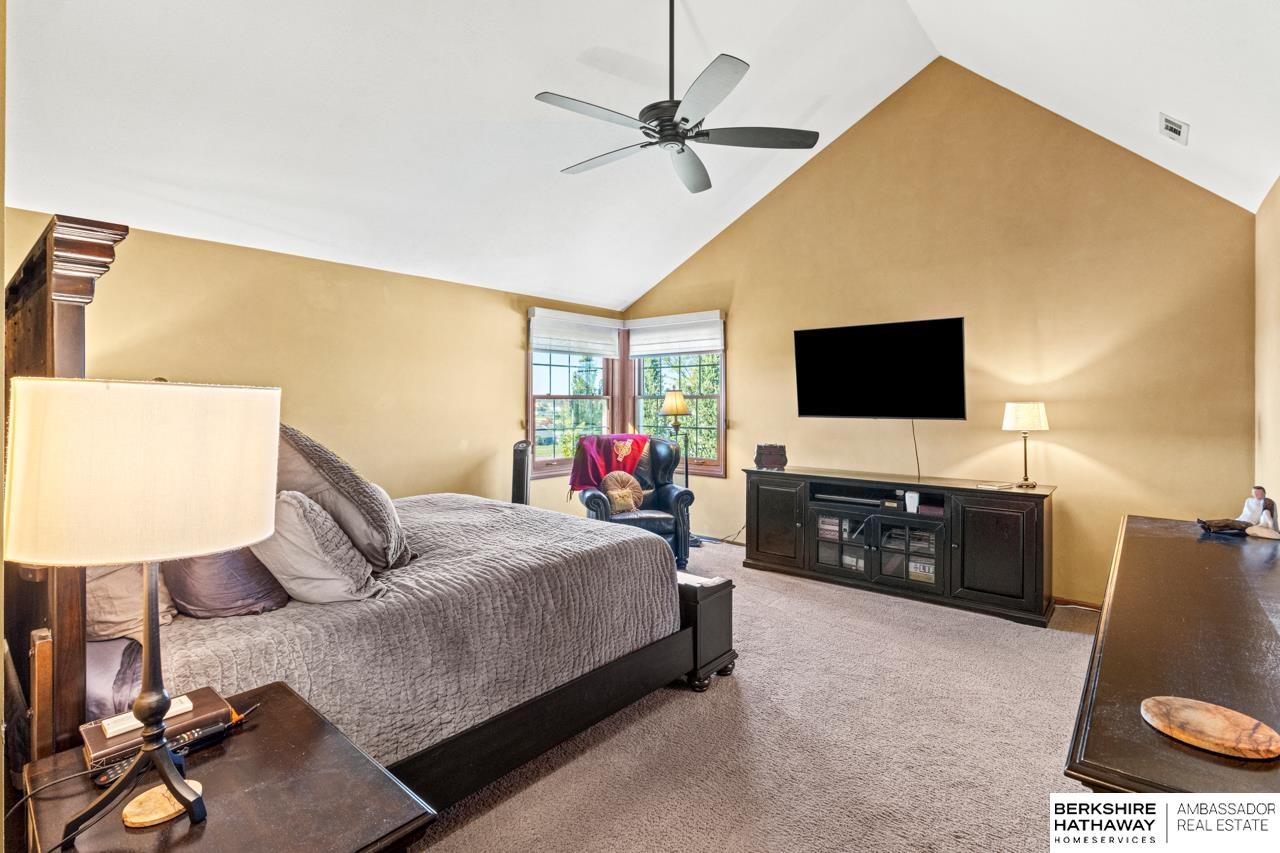 Omaha, Nebraska 68116, United States, 4 Bedrooms Bedrooms, ,2 BathroomsBathrooms,Residential,Active,232559