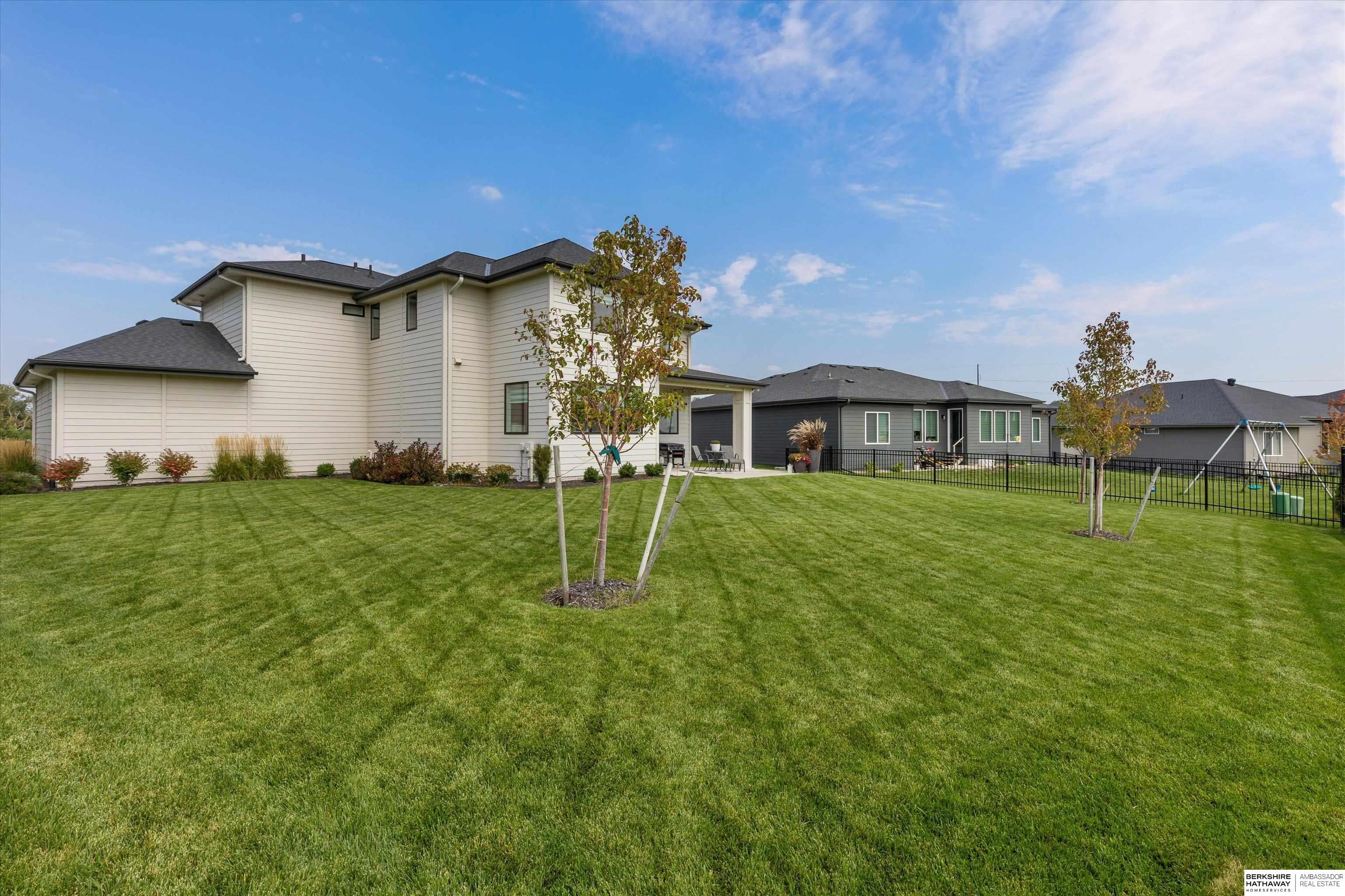 Elkhorn, Nebraska 68022, United States, 5 Bedrooms Bedrooms, ,4 BathroomsBathrooms,Residential,Active,215825