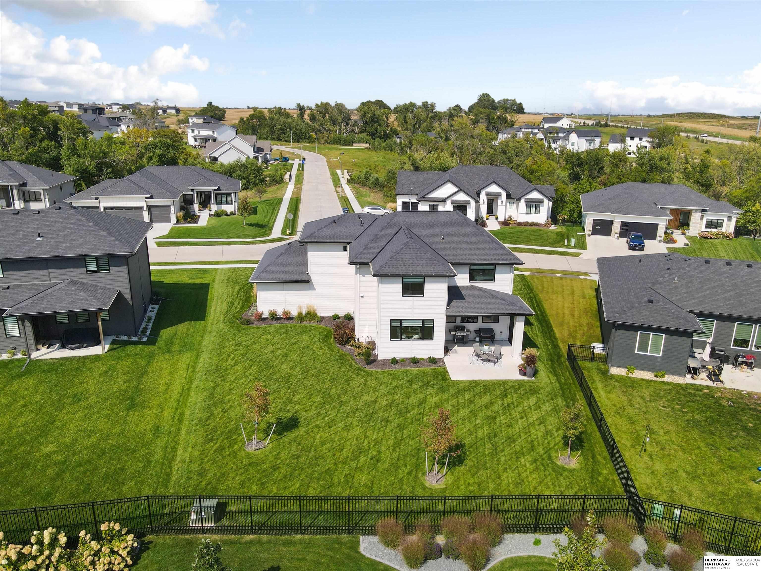 Elkhorn, Nebraska 68022, United States, 5 Bedrooms Bedrooms, ,4 BathroomsBathrooms,Residential,Active,215825