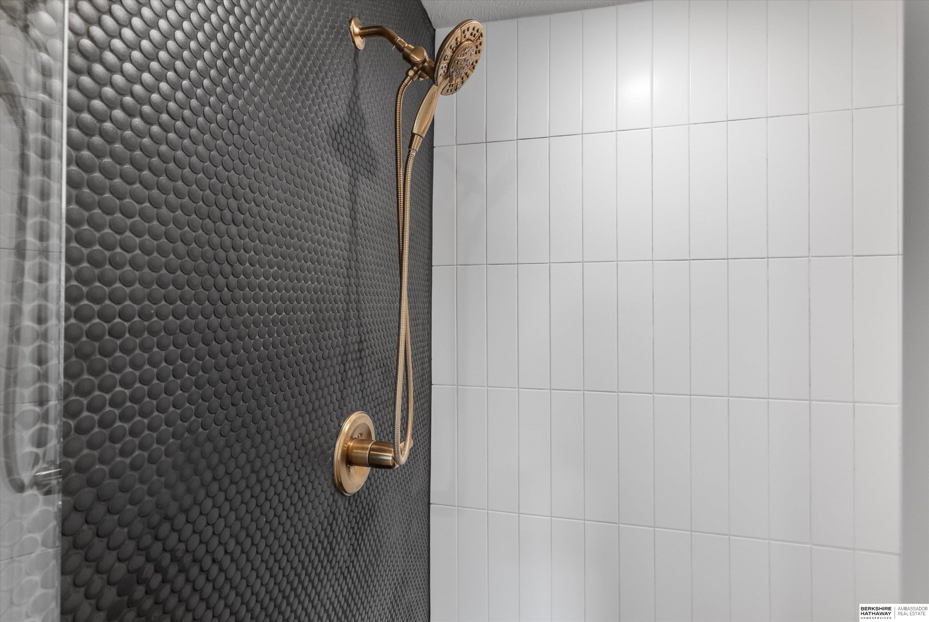 Elkhorn, Nebraska 68022, United States, 5 Bedrooms Bedrooms, ,4 BathroomsBathrooms,Residential,Active,215825