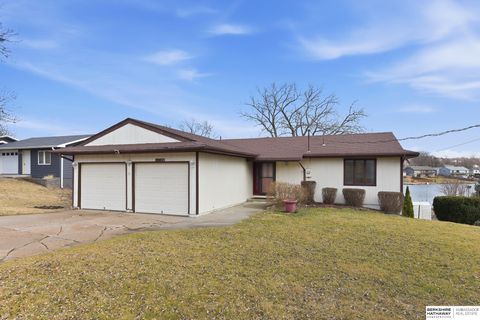 Photo of 11128 W Lakeshore Drive, Blair, NE 68008 (MLS # 22606174)