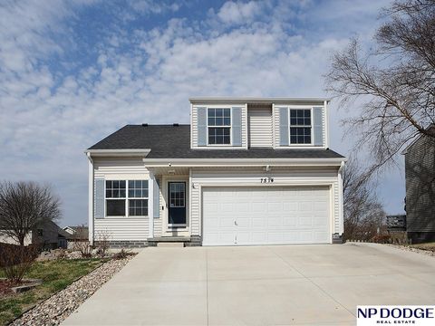 Photo of 7514 N 82nd Circle, Omaha, NE 68122 (MLS # 22608872)