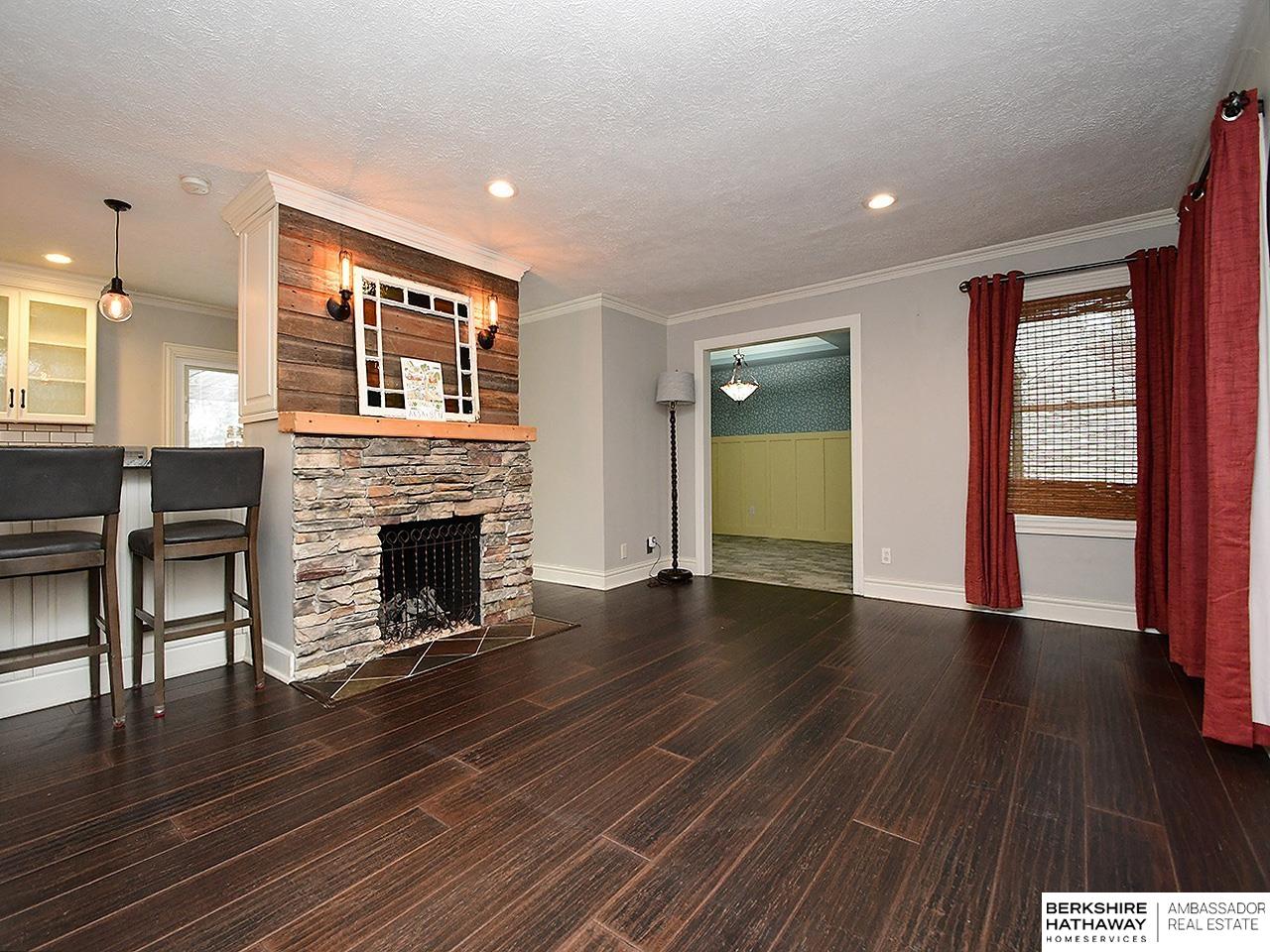 Omaha, Nebraska 68106, United States, 3 Bedrooms Bedrooms, ,2 BathroomsBathrooms,Residential,Active,236797