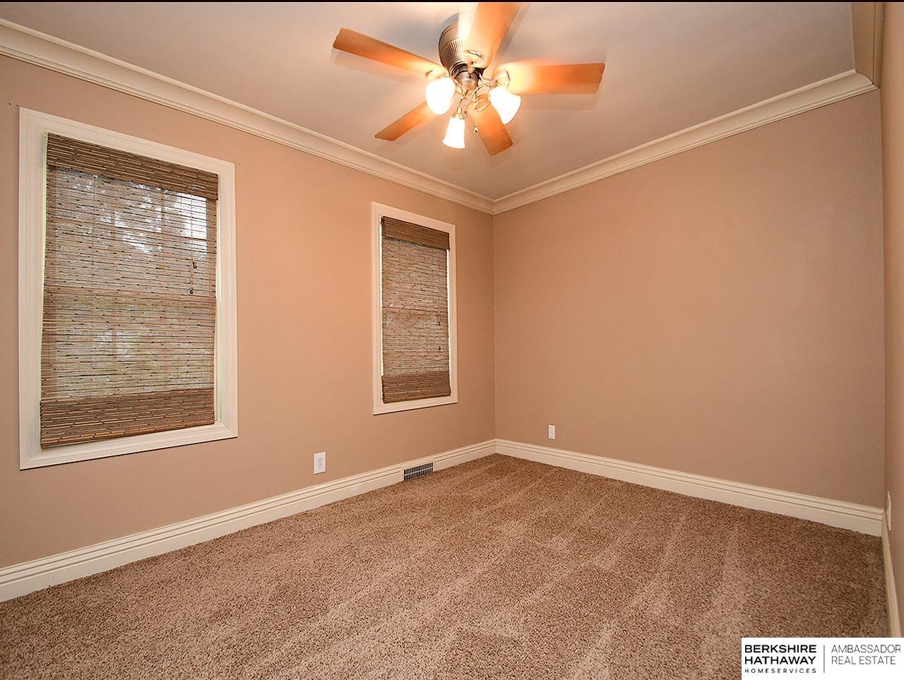 Omaha, Nebraska 68106, United States, 3 Bedrooms Bedrooms, ,2 BathroomsBathrooms,Residential,Active,236797