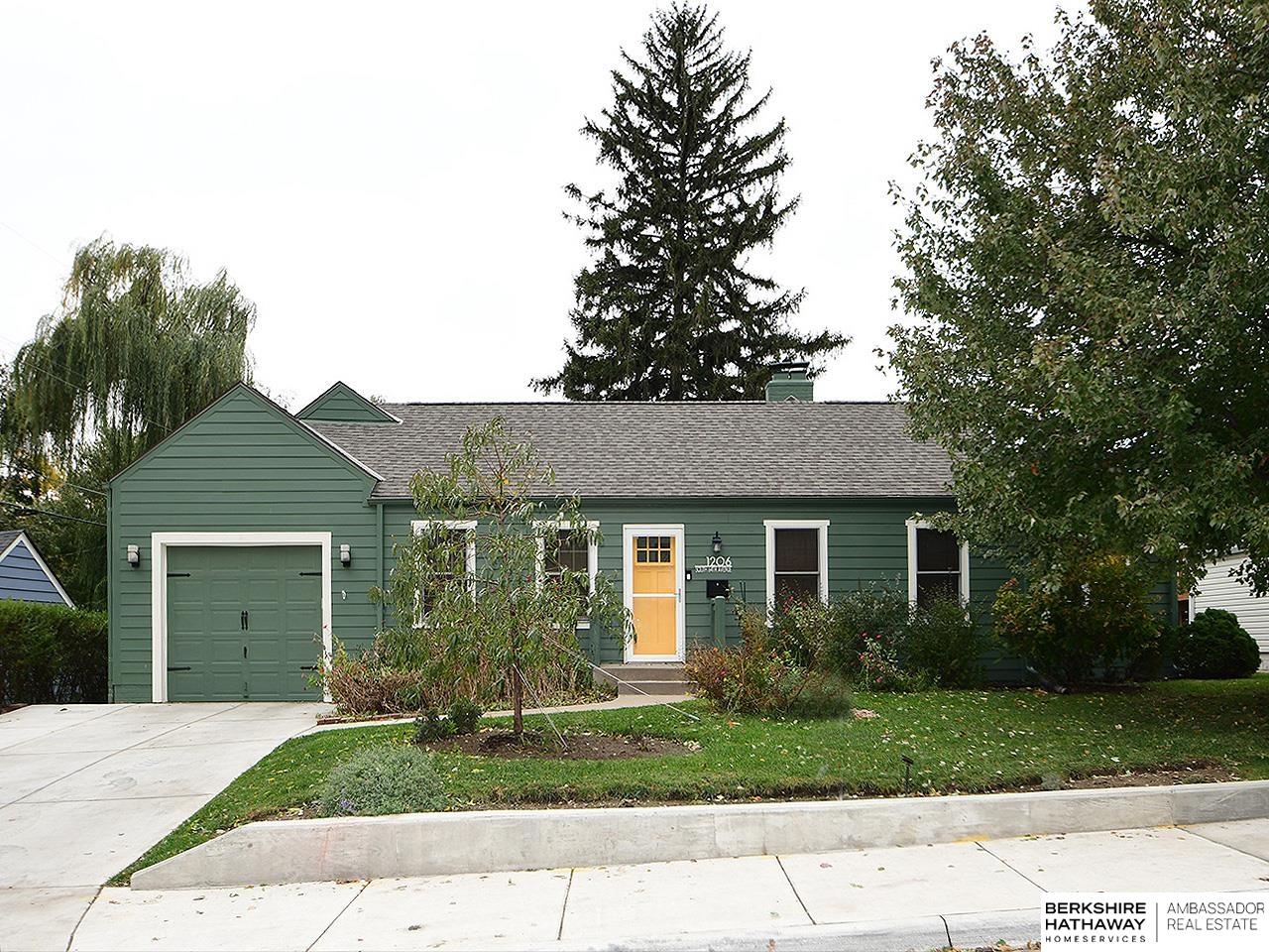 Omaha, Nebraska 68106, United States, 3 Bedrooms Bedrooms, ,2 BathroomsBathrooms,Residential,Active,236797