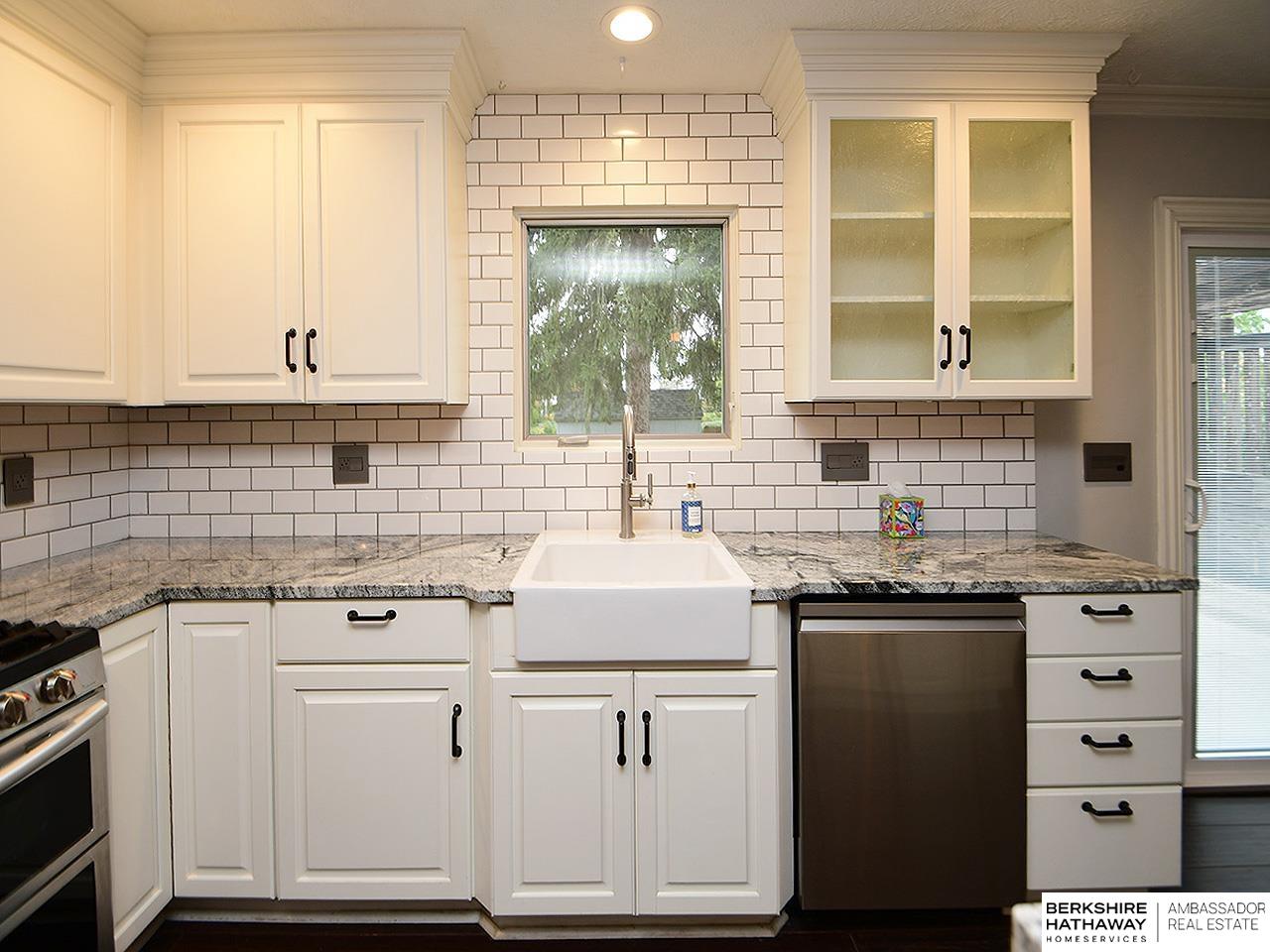 Omaha, Nebraska 68106, United States, 3 Bedrooms Bedrooms, ,2 BathroomsBathrooms,Residential,Active,236797