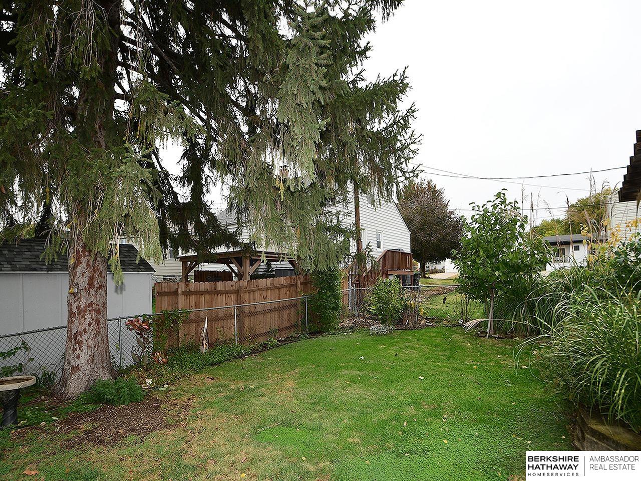 Omaha, Nebraska 68106, United States, 3 Bedrooms Bedrooms, ,2 BathroomsBathrooms,Residential,Active,236797