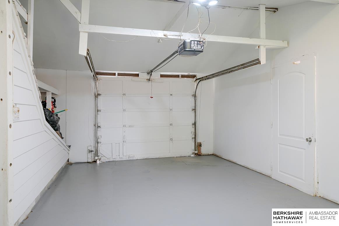 Omaha, Nebraska 68134, United States, 3 Bedrooms Bedrooms, ,1 BathroomBathrooms,Residential,Active,141405