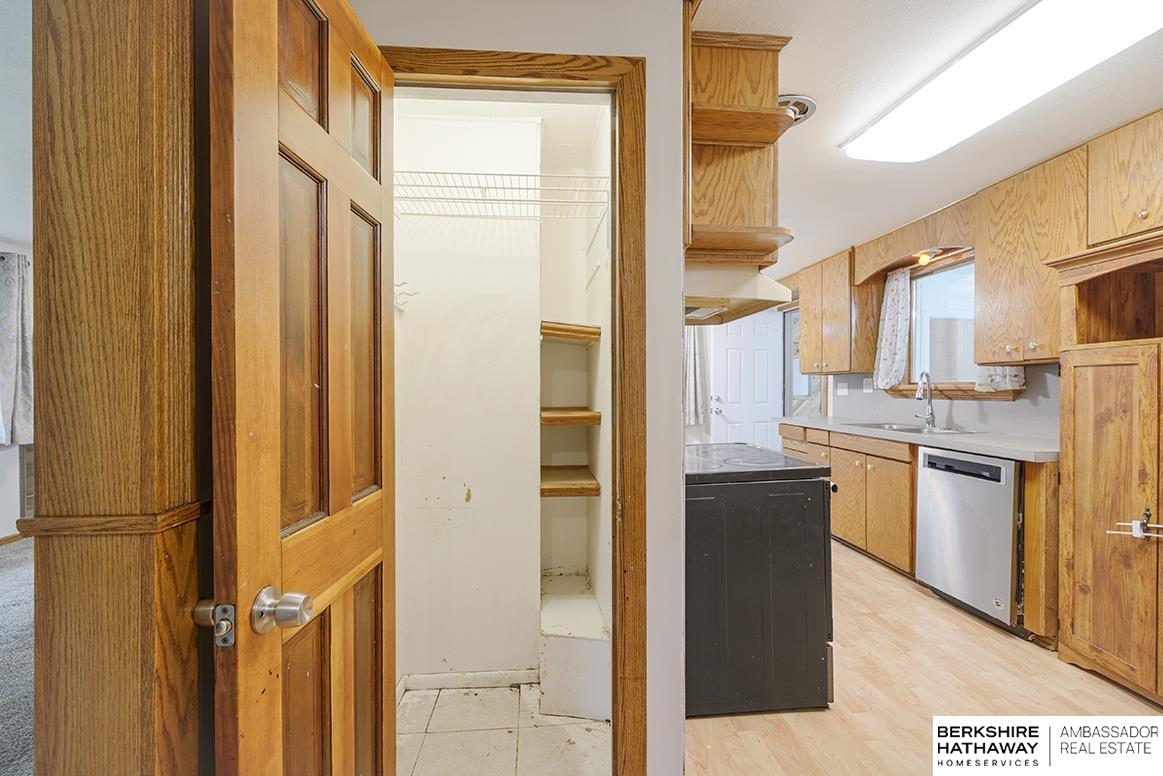 Omaha, Nebraska 68134, United States, 3 Bedrooms Bedrooms, ,1 BathroomBathrooms,Residential,Active,141405