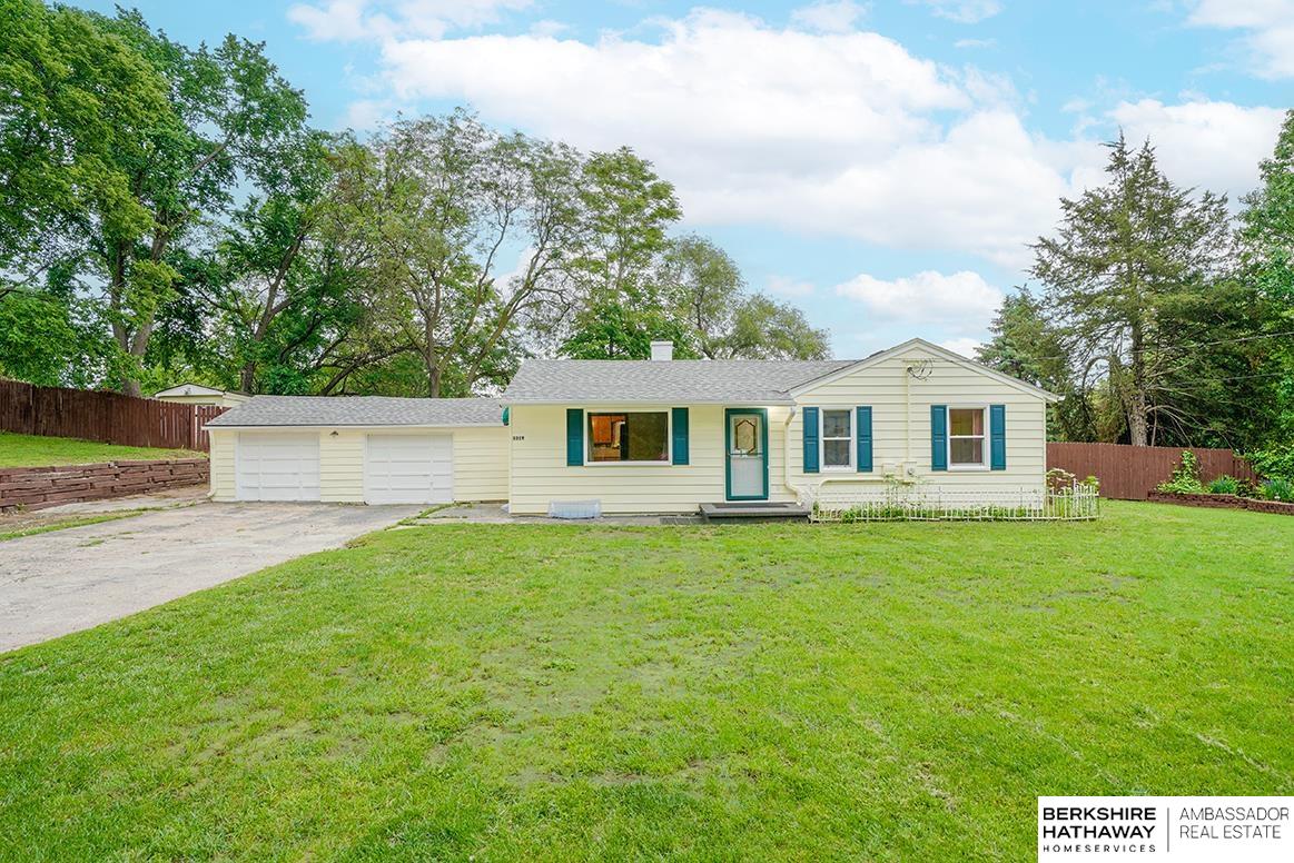 Omaha, Nebraska 68134, United States, 3 Bedrooms Bedrooms, ,1 BathroomBathrooms,Residential,Active,141405