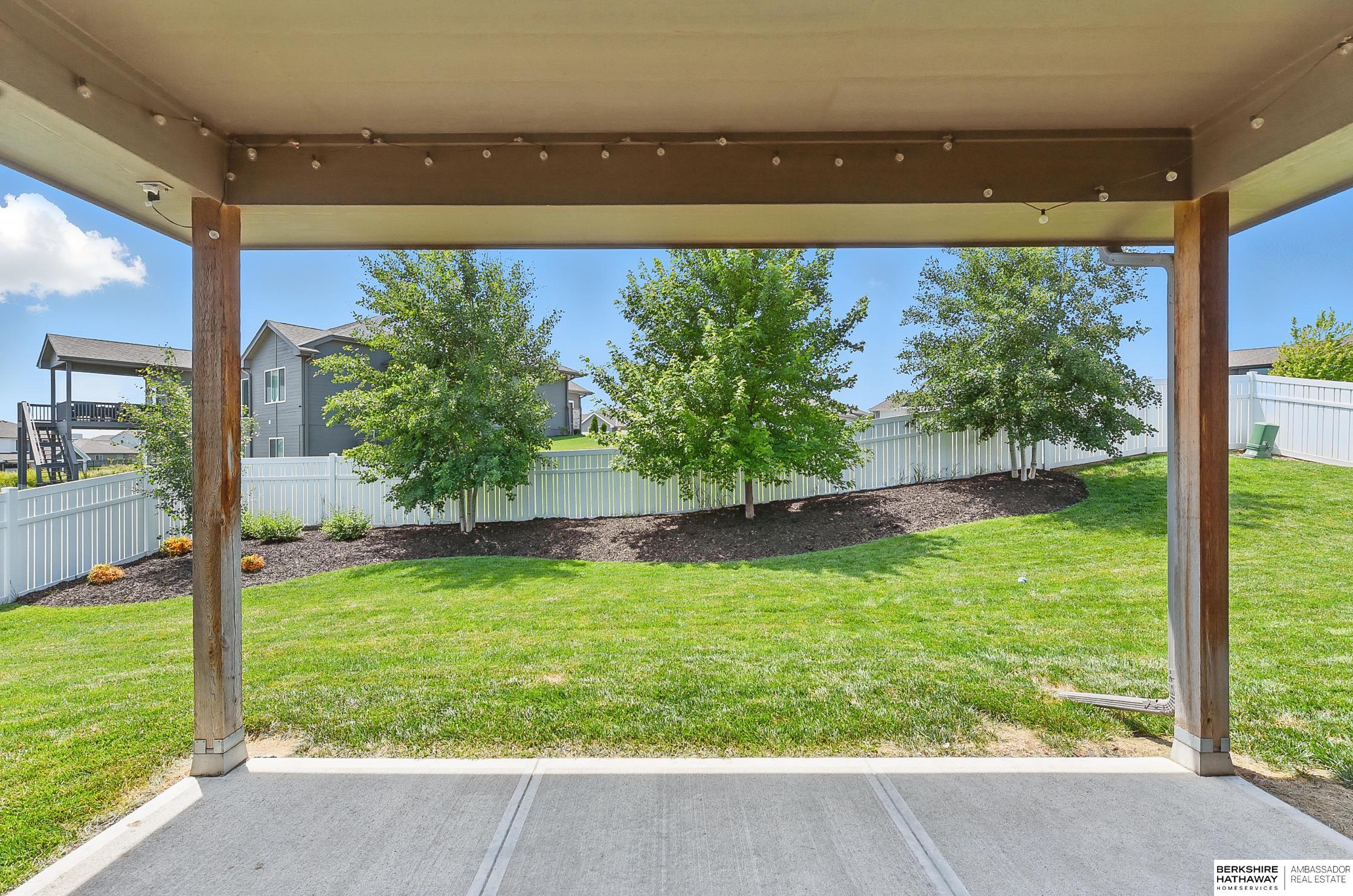 Elkhorn, Nebraska 68022, United States, 5 Bedrooms Bedrooms, ,3 BathroomsBathrooms,Residential,Active,227557