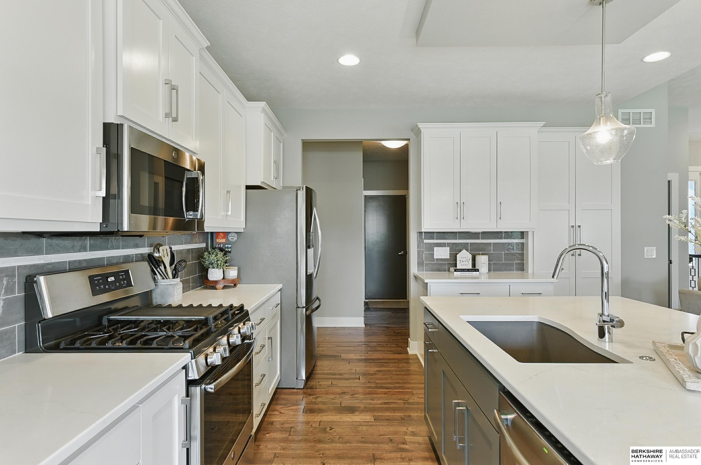 Elkhorn, Nebraska 68022, United States, 5 Bedrooms Bedrooms, ,3 BathroomsBathrooms,Residential,Active,227557