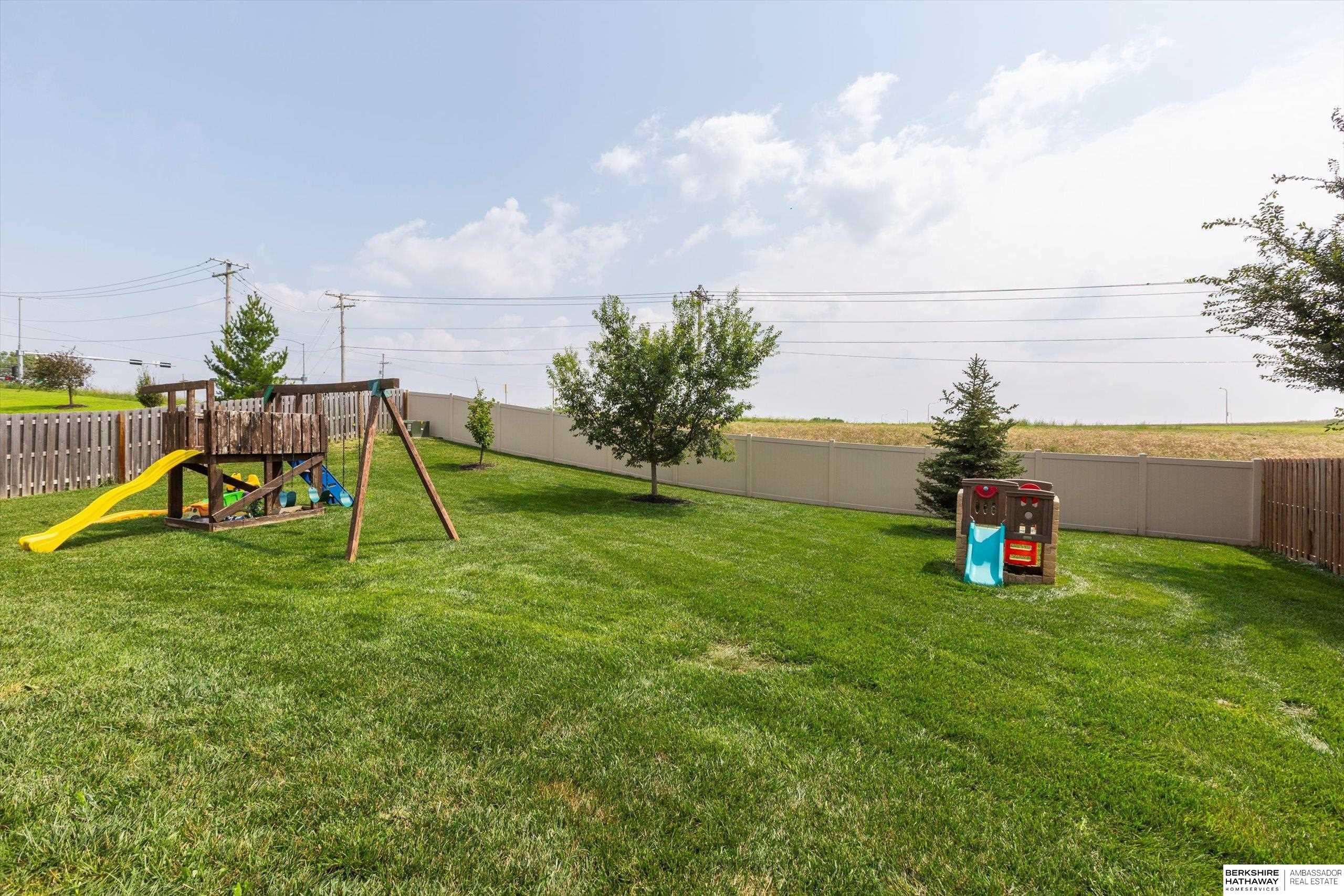 Omaha, Nebraska 68022, United States, 4 Bedrooms Bedrooms, ,3 BathroomsBathrooms,Residential,Active,219434