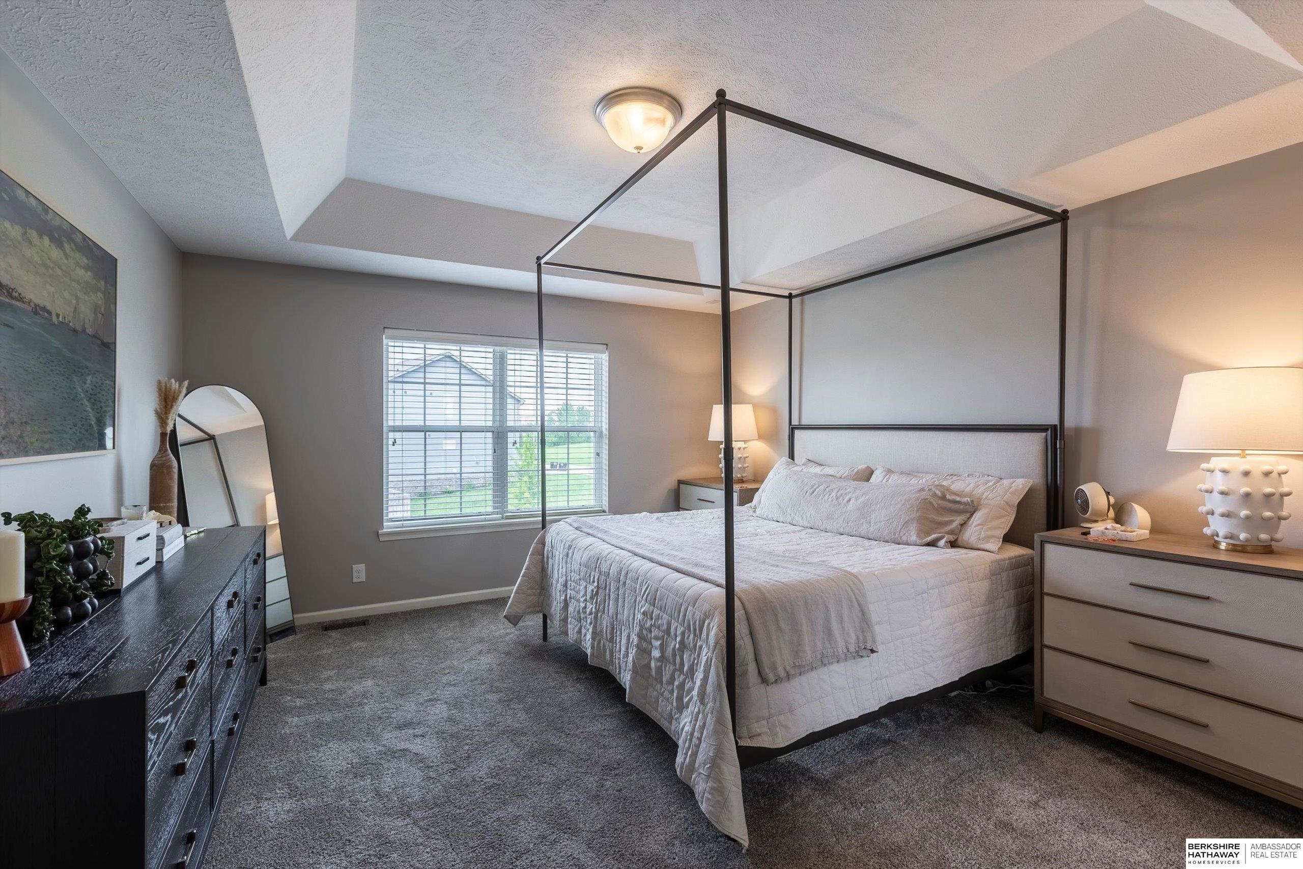 Omaha, Nebraska 68022, United States, 4 Bedrooms Bedrooms, ,3 BathroomsBathrooms,Residential,Active,219434