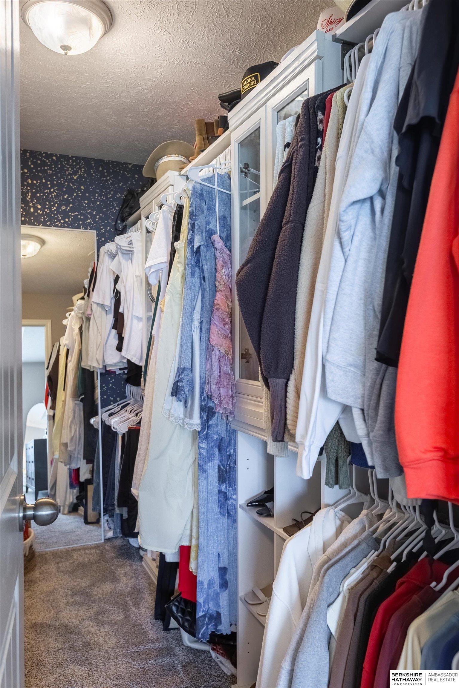 Omaha, Nebraska 68022, United States, 4 Bedrooms Bedrooms, ,3 BathroomsBathrooms,Residential,Active,219434