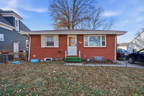 Photo of 4625 Greenwood Street, Lincoln, NE 68504 (MLS # 22605779)