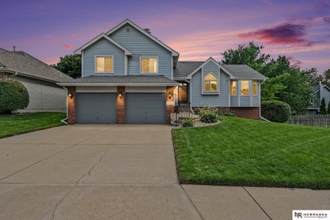 Photo of 13545 Ames Avenue, Omaha, NE 68164 (MLS # 22626165)