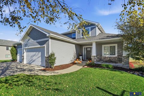 Photo of 7810 Nashway Road, Lincoln, NE 68516 (MLS # 22606160)