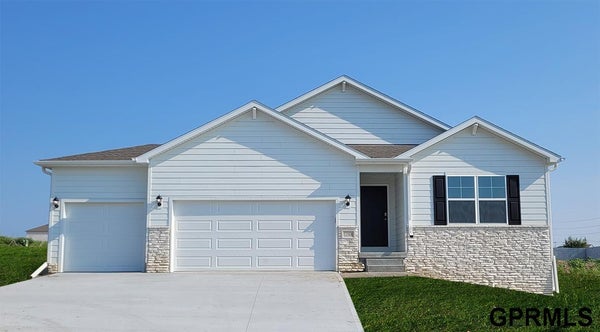 18506 KANSAS AVE, ELKHORN, NE 68022 - Image 52c9ff347f6a34bbba1d9e9e2f03c16c/1907896095