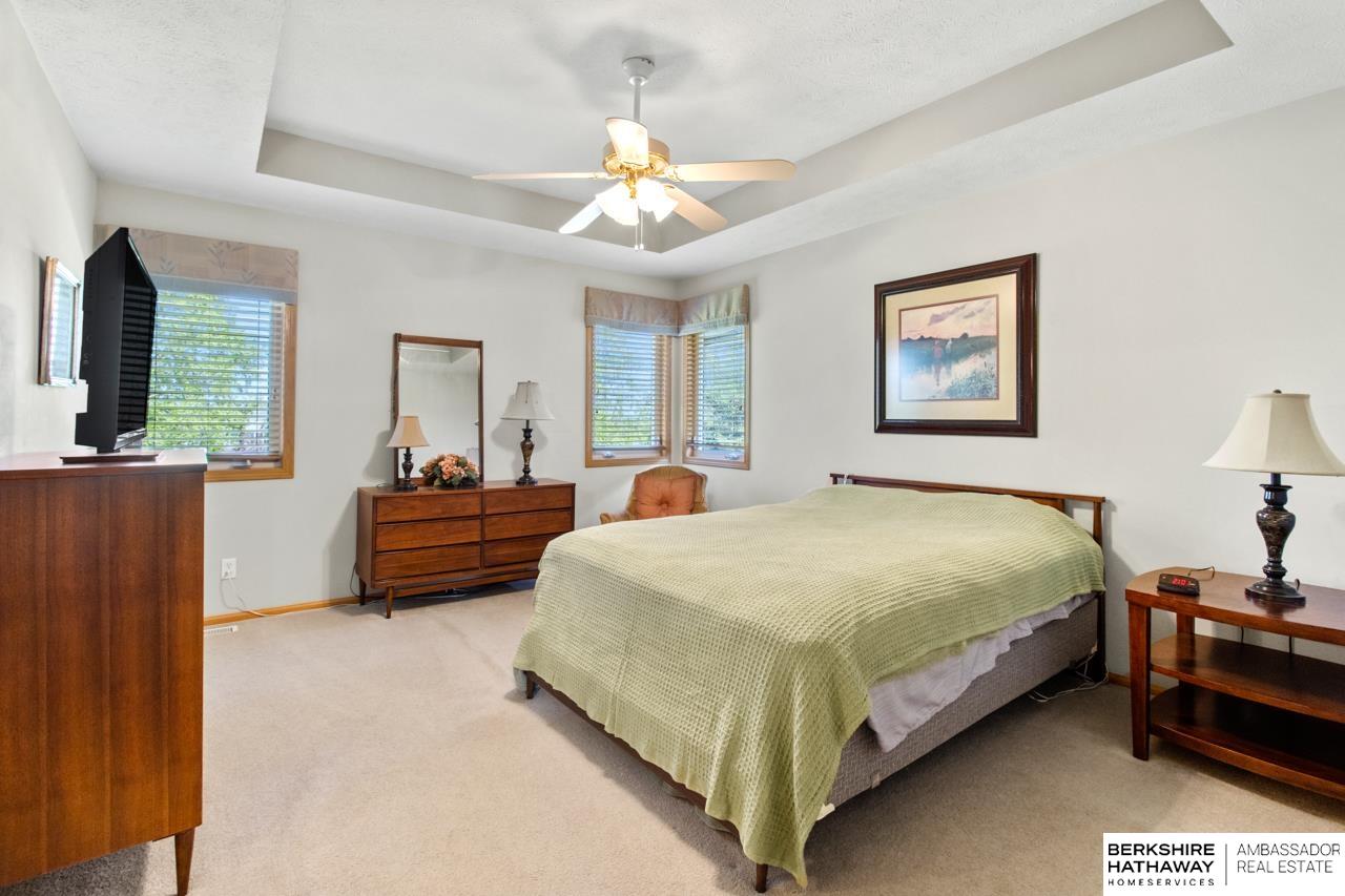 Omaha, Nebraska 68236, United States, 3 Bedrooms Bedrooms, ,2 BathroomsBathrooms,Residential,Pending,126234