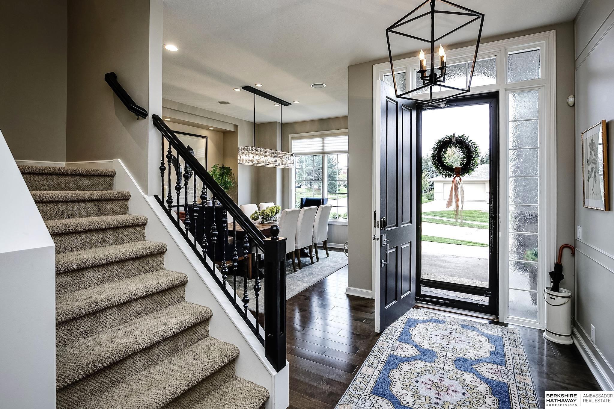 Omaha, Nebraska 68154, United States, 5 Bedrooms Bedrooms, ,4 BathroomsBathrooms,Residential,Active,232541