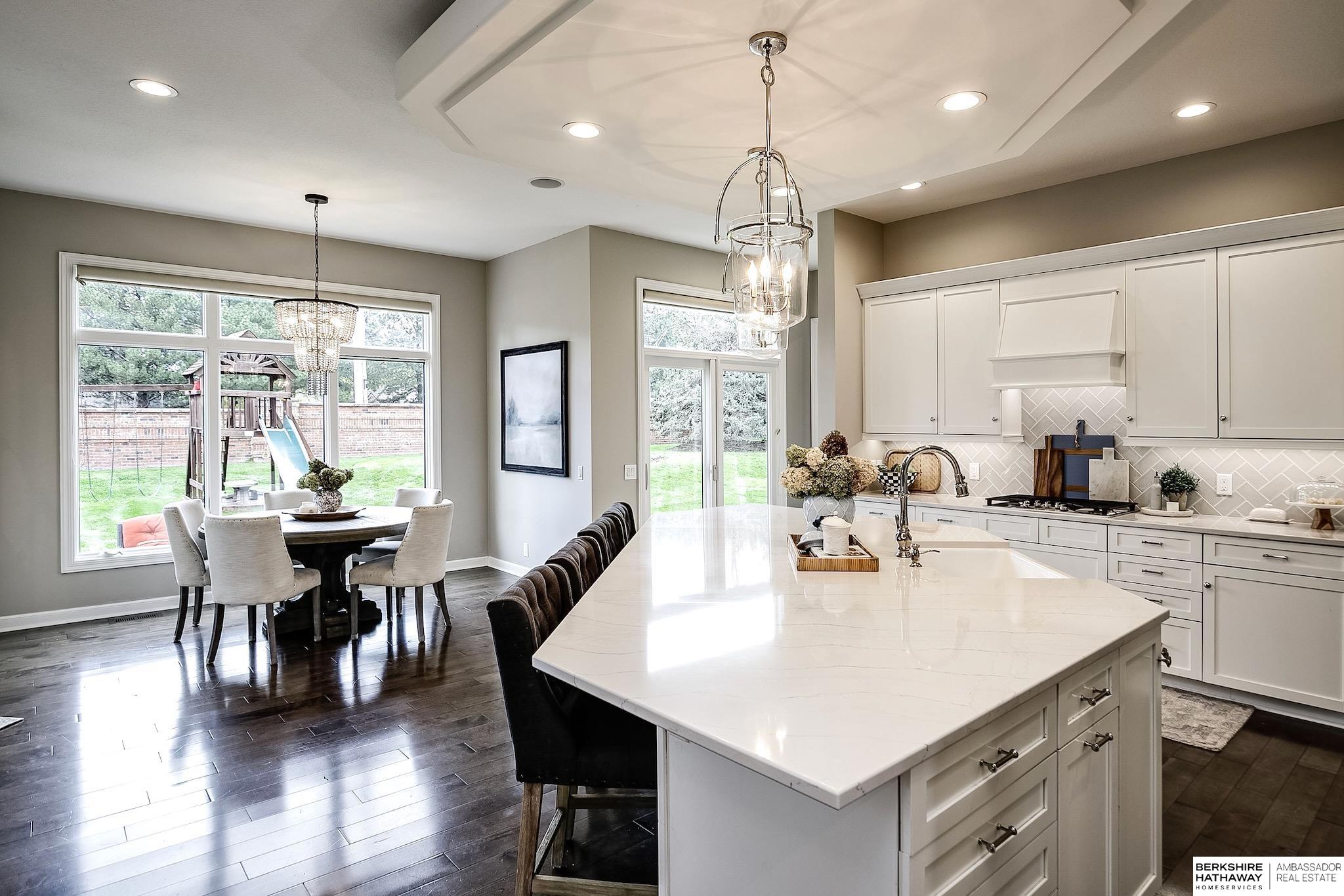 Omaha, Nebraska 68154, United States, 5 Bedrooms Bedrooms, ,4 BathroomsBathrooms,Residential,Active,232541