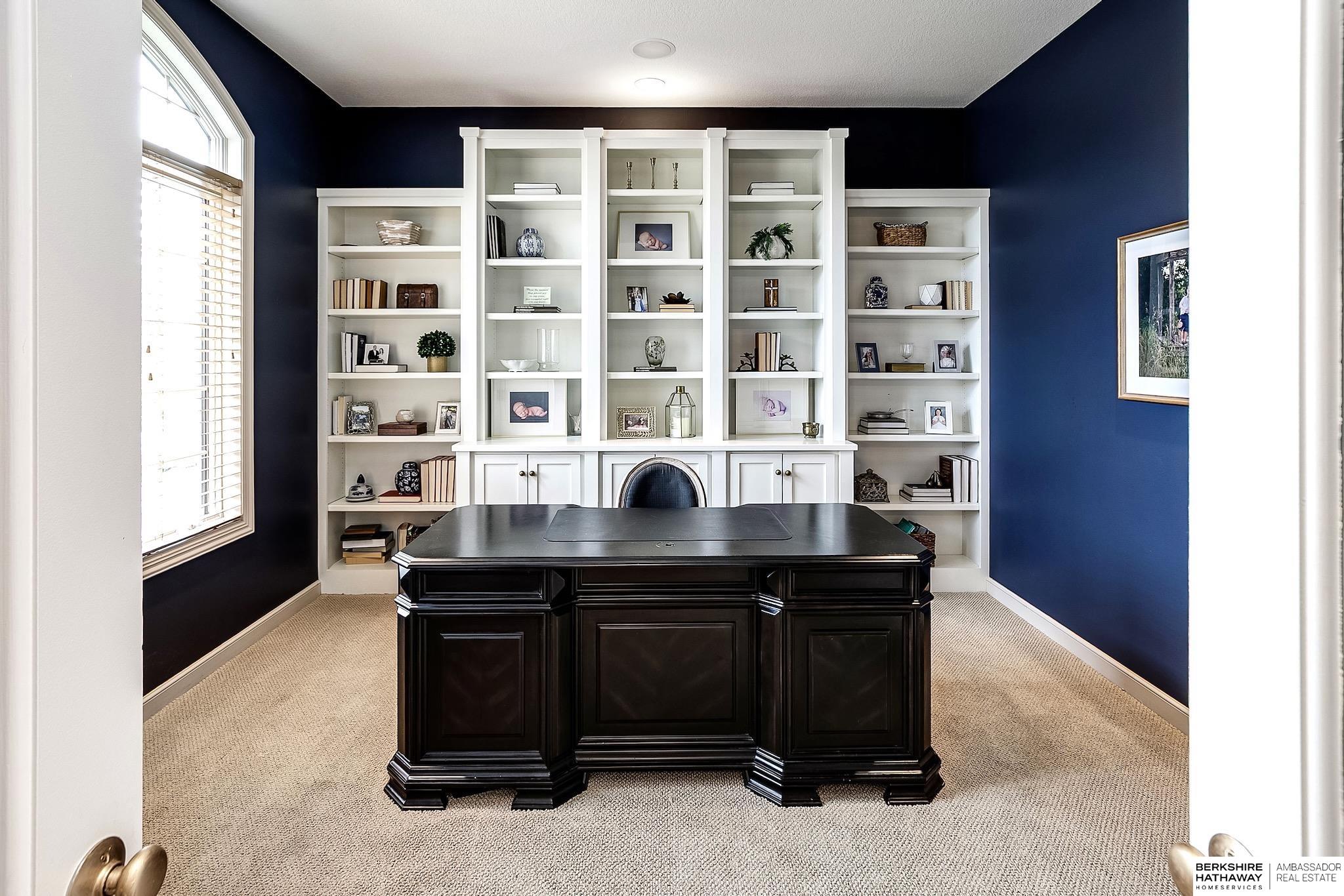 Omaha, Nebraska 68154, United States, 5 Bedrooms Bedrooms, ,4 BathroomsBathrooms,Residential,Active,232541