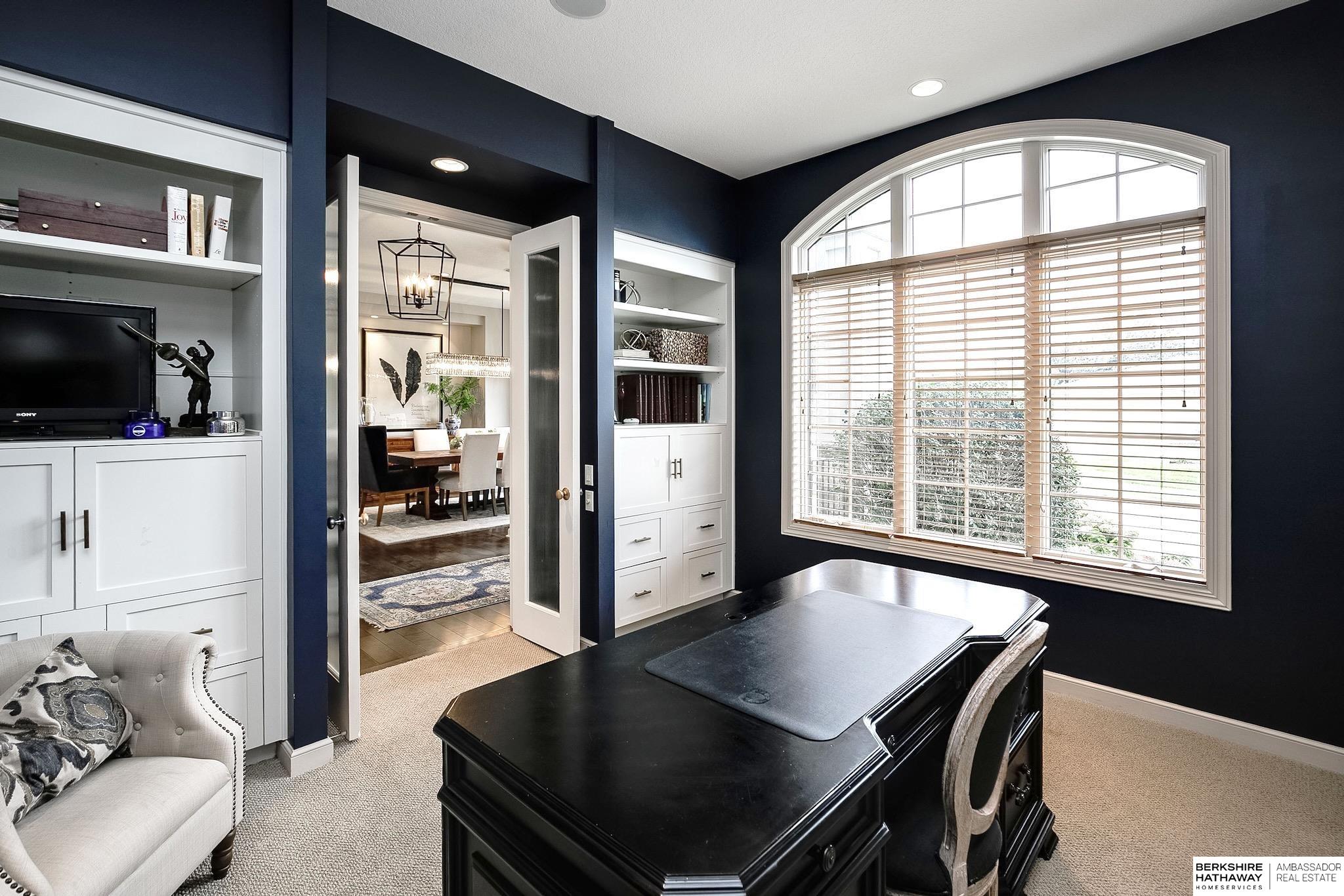 Omaha, Nebraska 68154, United States, 5 Bedrooms Bedrooms, ,4 BathroomsBathrooms,Residential,Active,232541