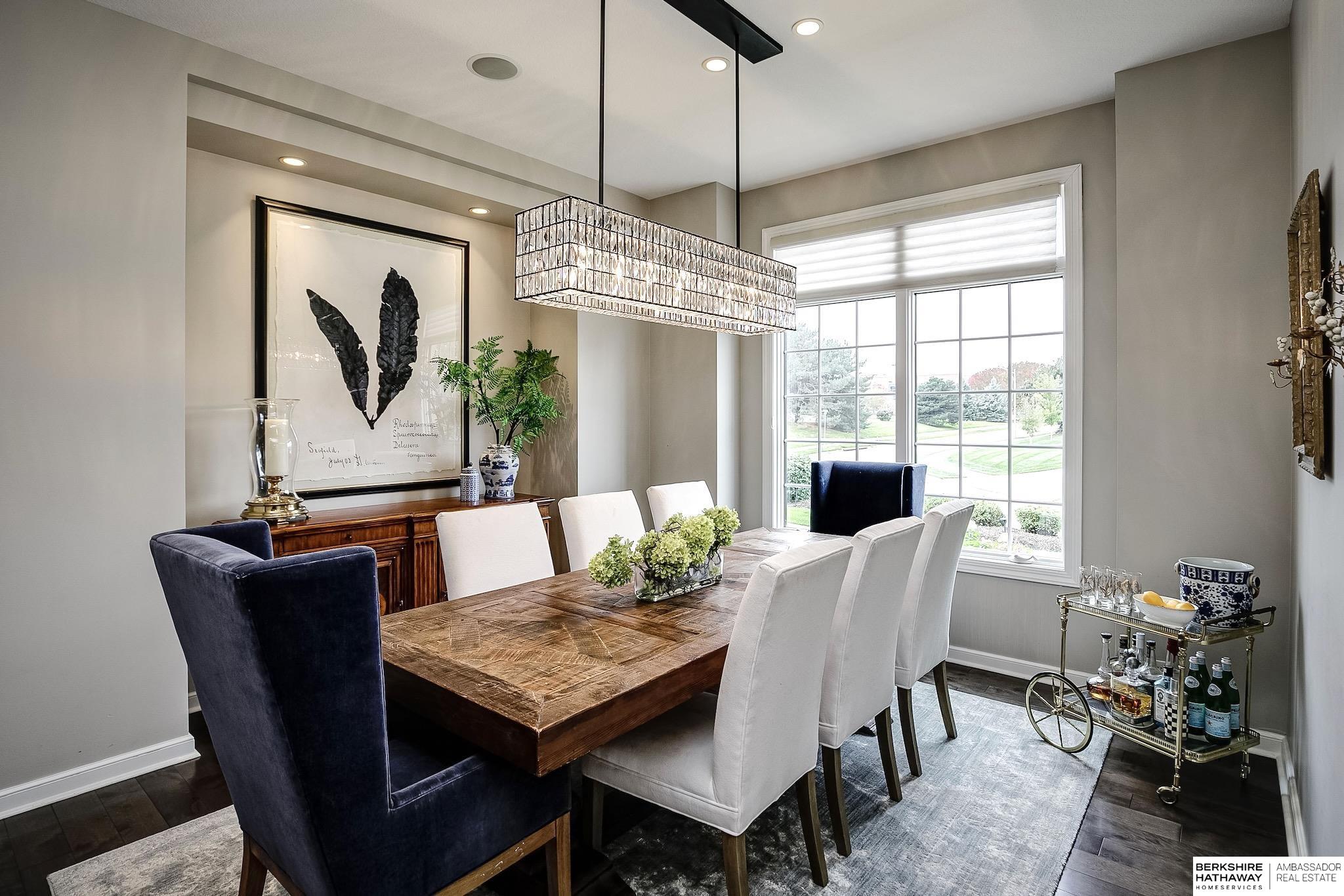 Omaha, Nebraska 68154, United States, 5 Bedrooms Bedrooms, ,4 BathroomsBathrooms,Residential,Active,232541