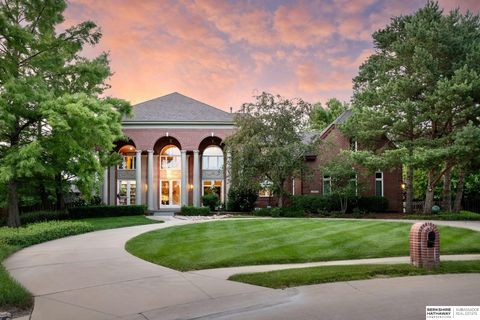 Photo of 15826 California Street, Omaha, NE 68118 (MLS # 22519766)