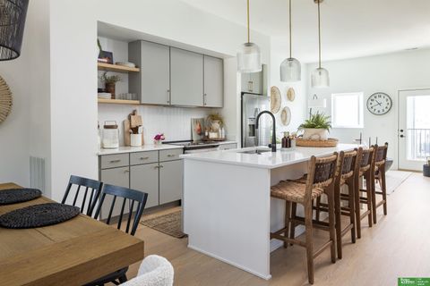 Photo of 5321 Elmwood Plaza, Omaha, NE 68106 (MLS # 22607365)