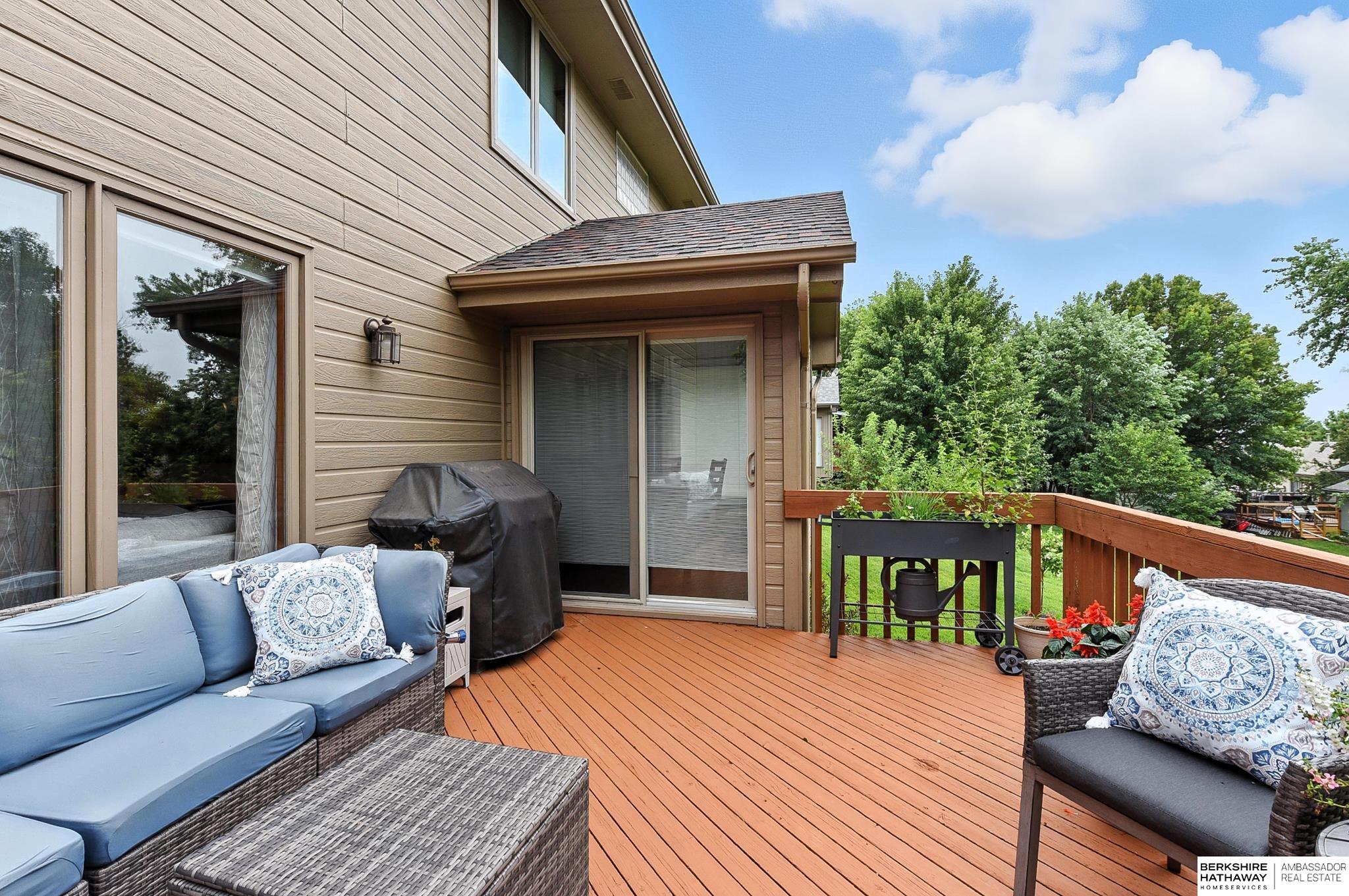 Omaha, Nebraska 68134, United States, 4 Bedrooms Bedrooms, ,3 BathroomsBathrooms,Residential,Active,170356