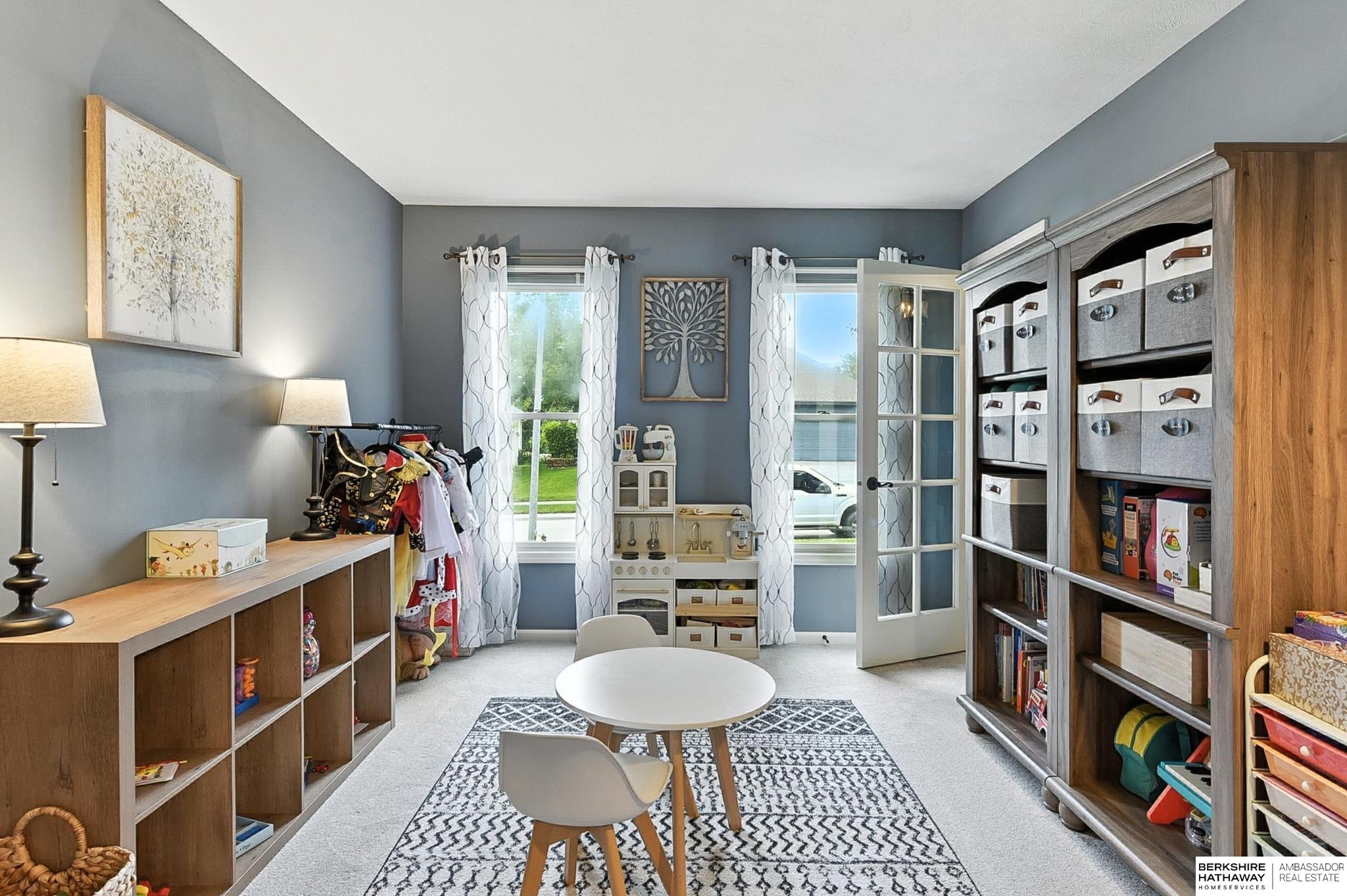 Omaha, Nebraska 68134, United States, 4 Bedrooms Bedrooms, ,3 BathroomsBathrooms,Residential,Active,170356