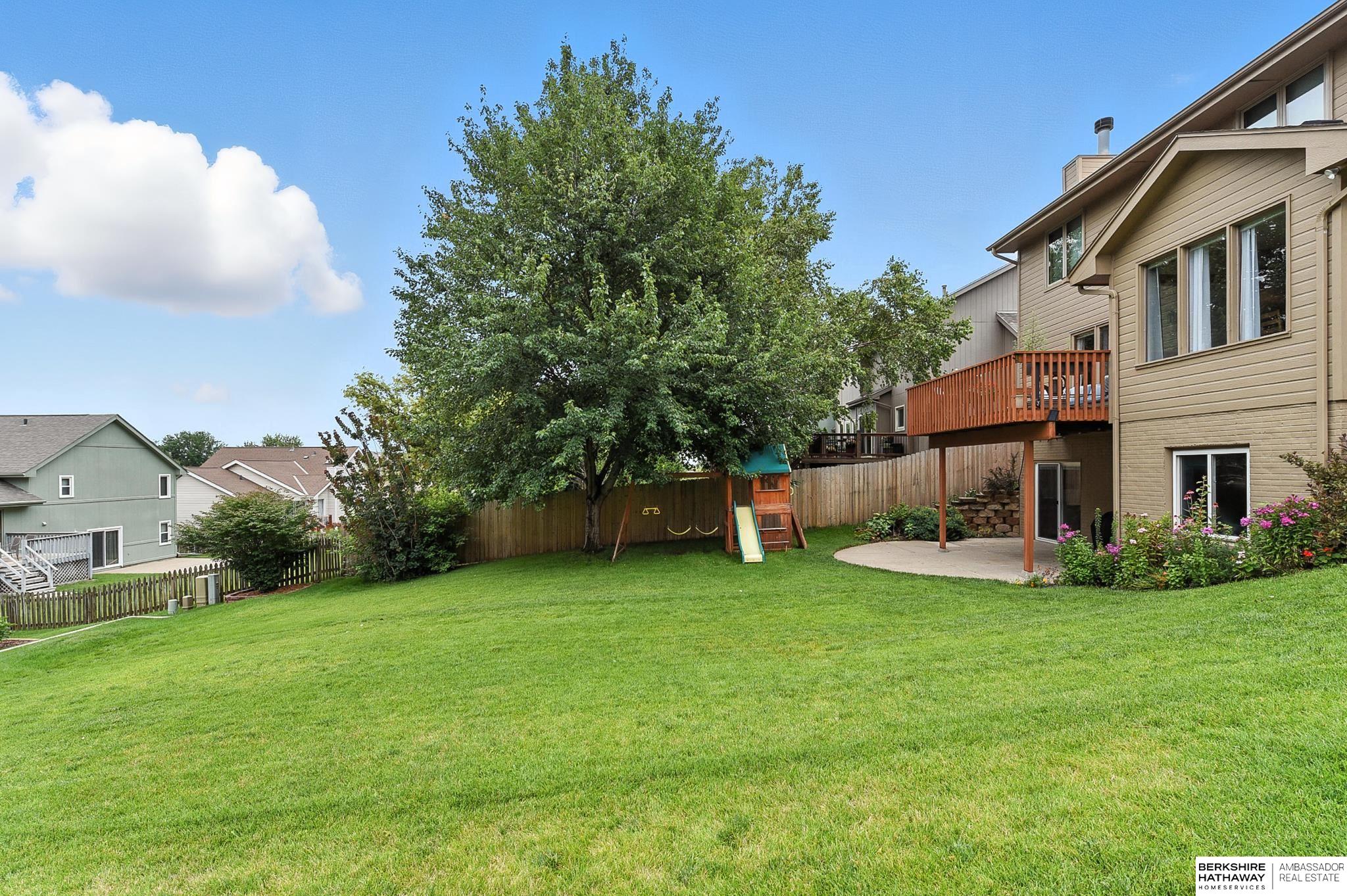 Omaha, Nebraska 68134, United States, 4 Bedrooms Bedrooms, ,3 BathroomsBathrooms,Residential,Active,170356