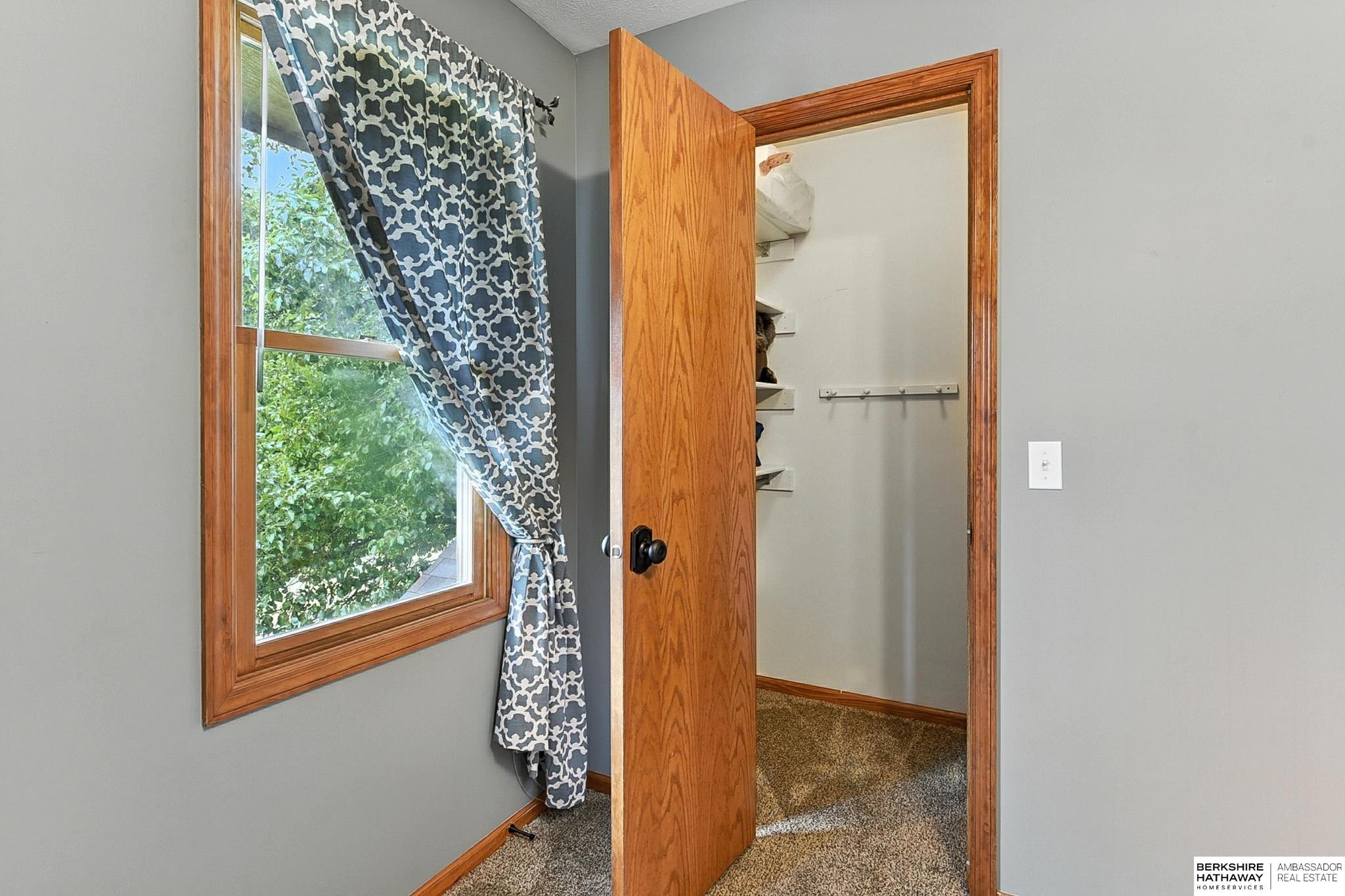 Omaha, Nebraska 68134, United States, 4 Bedrooms Bedrooms, ,3 BathroomsBathrooms,Residential,Active,170356