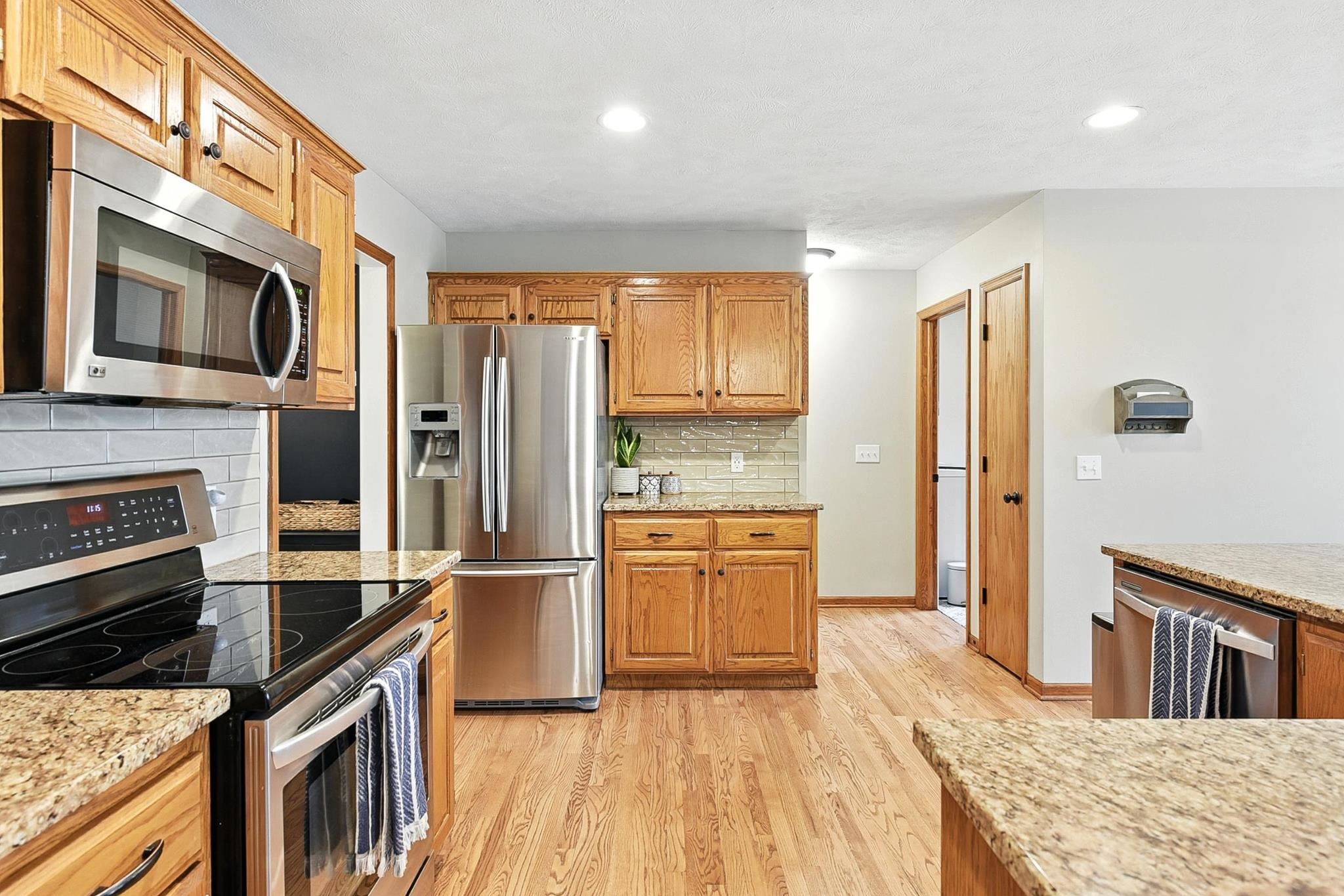 Omaha, Nebraska 68134, United States, 4 Bedrooms Bedrooms, ,3 BathroomsBathrooms,Residential,Active,170356