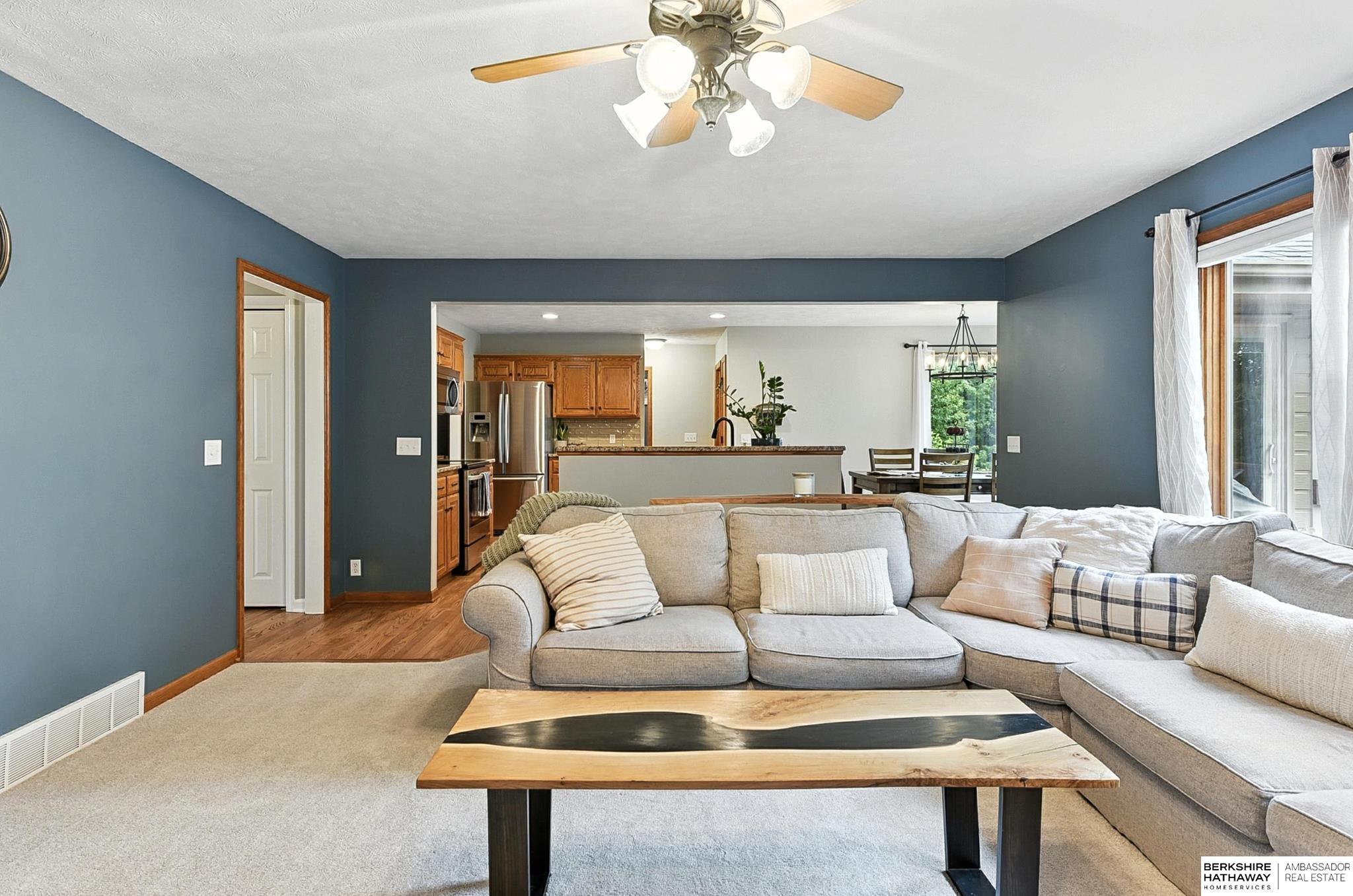 Omaha, Nebraska 68134, United States, 4 Bedrooms Bedrooms, ,3 BathroomsBathrooms,Residential,Active,170356