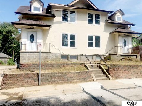 Photo of 3908 Chicago Street, Omaha, NE 68131 (MLS # 22535279)