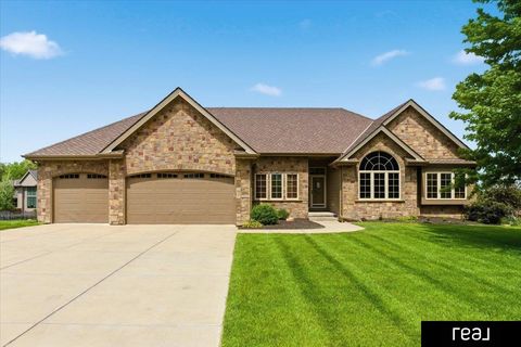 Photo of 16378 Cheyenne Road, Omaha, NE 68136 (MLS # 22614112)