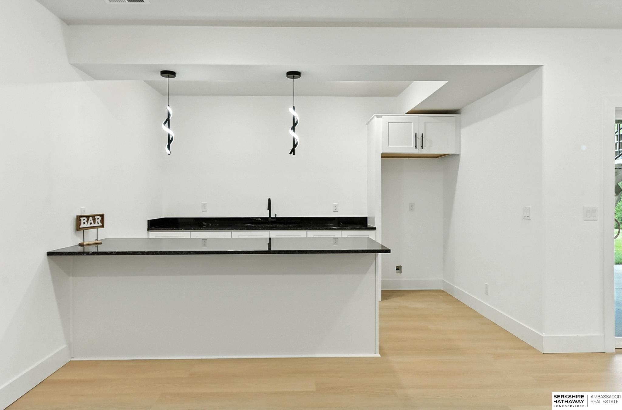 Gretna, Nebraska 68028, United States, 5 Bedrooms Bedrooms, ,4 BathroomsBathrooms,Residential,Active,193323