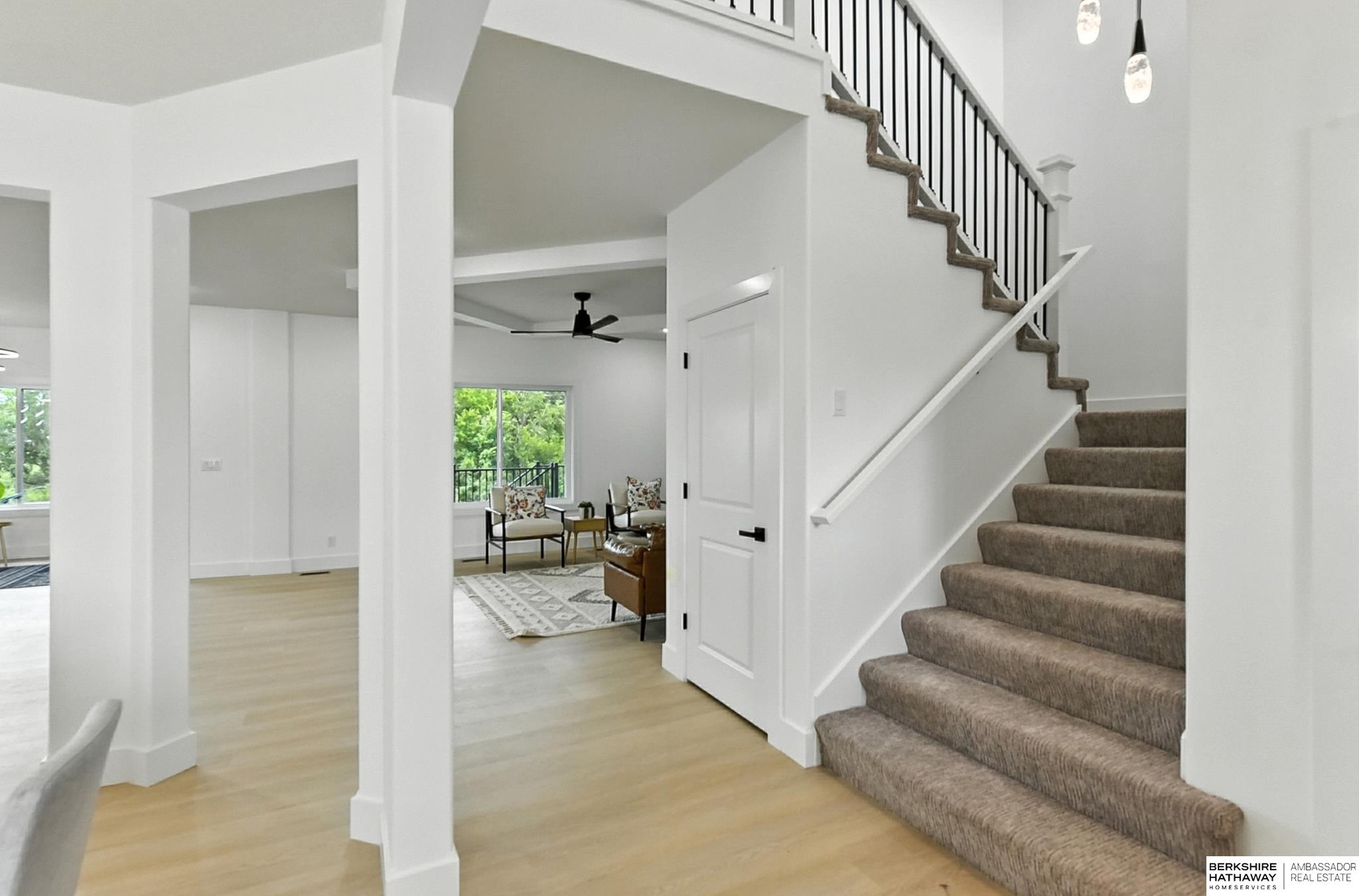 Gretna, Nebraska 68028, United States, 5 Bedrooms Bedrooms, ,4 BathroomsBathrooms,Residential,Active,193323