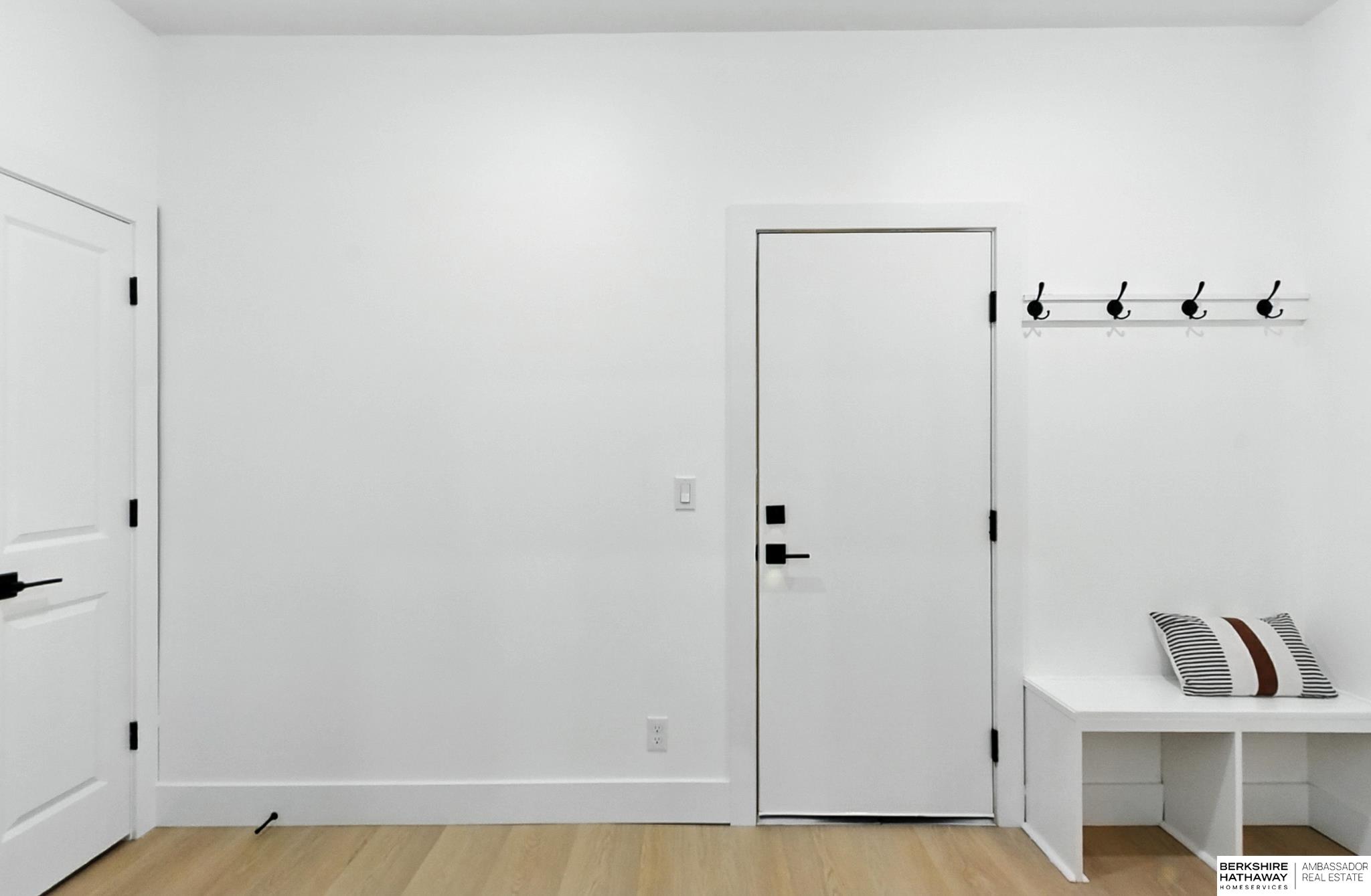 Gretna, Nebraska 68028, United States, 5 Bedrooms Bedrooms, ,4 BathroomsBathrooms,Residential,Active,193323