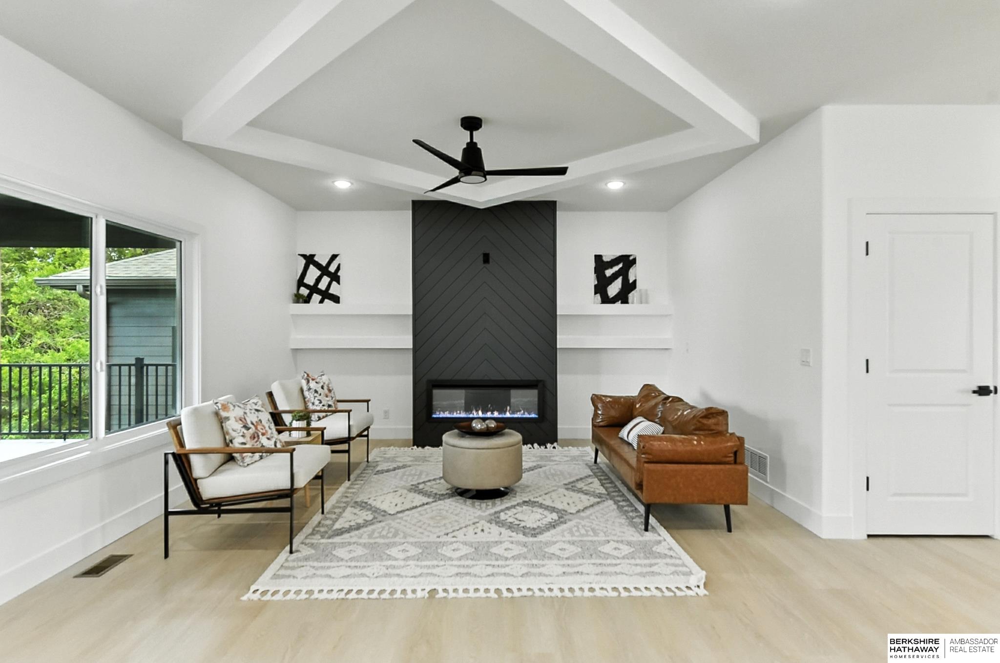 Gretna, Nebraska 68028, United States, 5 Bedrooms Bedrooms, ,4 BathroomsBathrooms,Residential,Active,193323