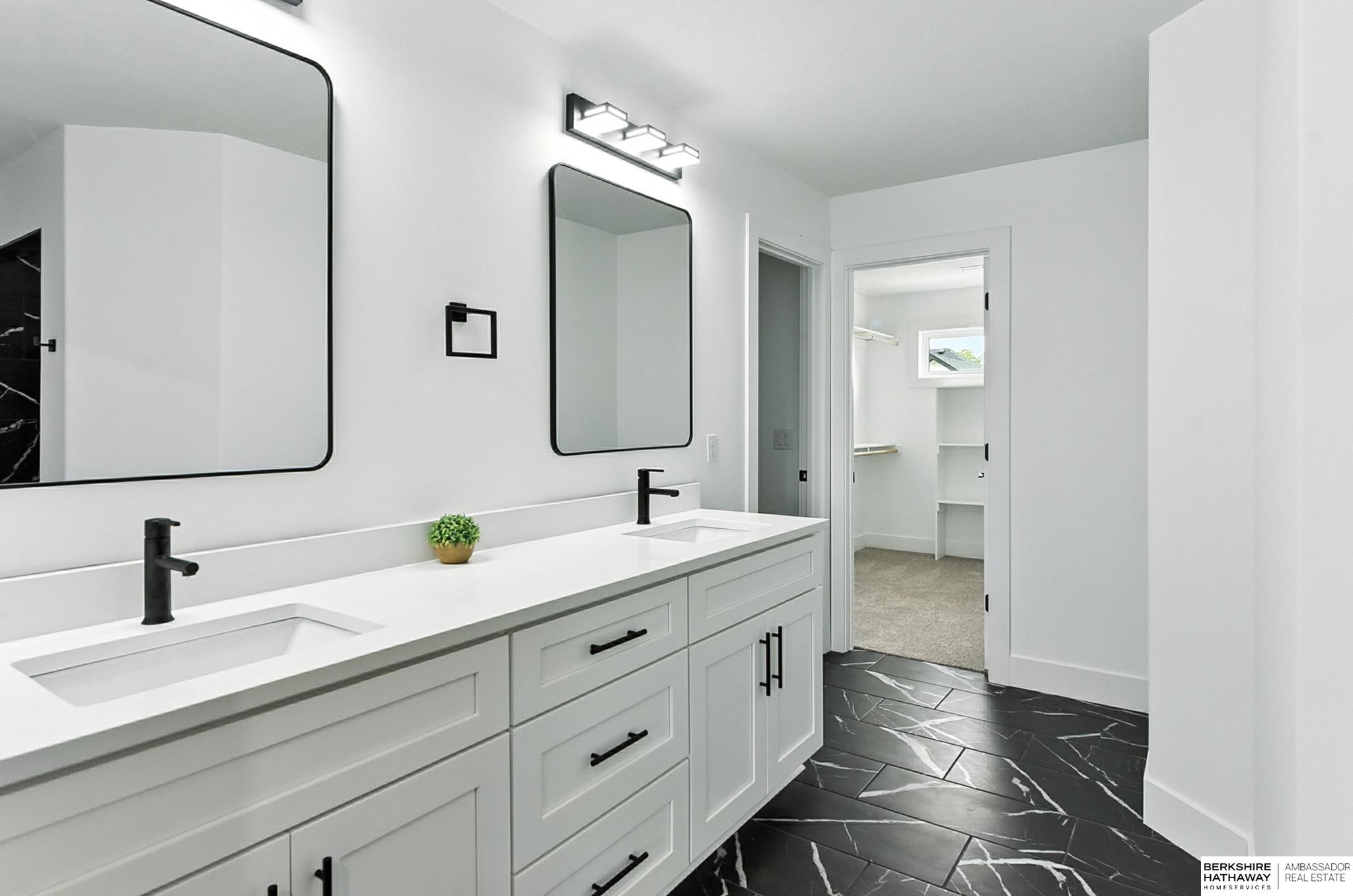 Gretna, Nebraska 68028, United States, 5 Bedrooms Bedrooms, ,4 BathroomsBathrooms,Residential,Active,193323