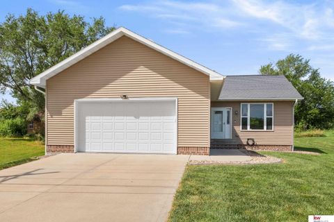 Photo of 9202 Monroe Road, Plattsmouth, NE 68048 (MLS # 22533930)