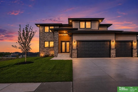 Photo of 11663 S 123rd Avenue, Papillion, NE 68046 (MLS # 22624494)