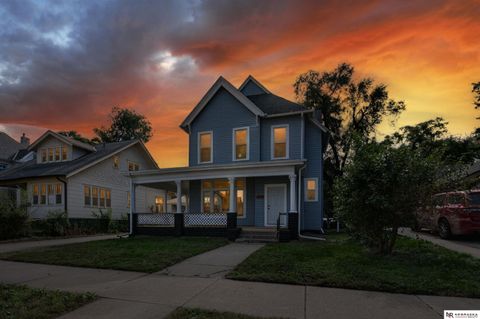 Photo of 1819 Binney Street, Omaha, NE 68110 (MLS # 22530988)