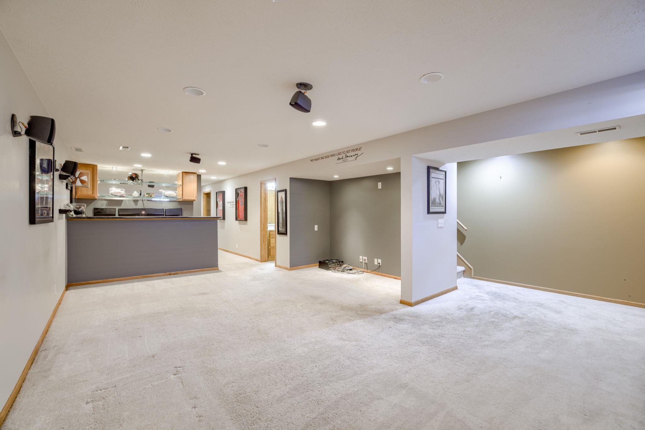 Lincoln, Nebraska 68521, United States, 4 Bedrooms Bedrooms, ,3 BathroomsBathrooms,Residential,Active,169271