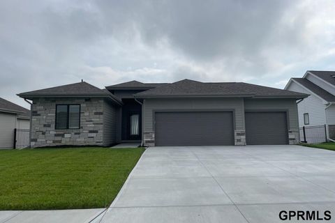 Photo of 11905 S 110Th Street, Papillion, NE 68046 (MLS # 22534142)